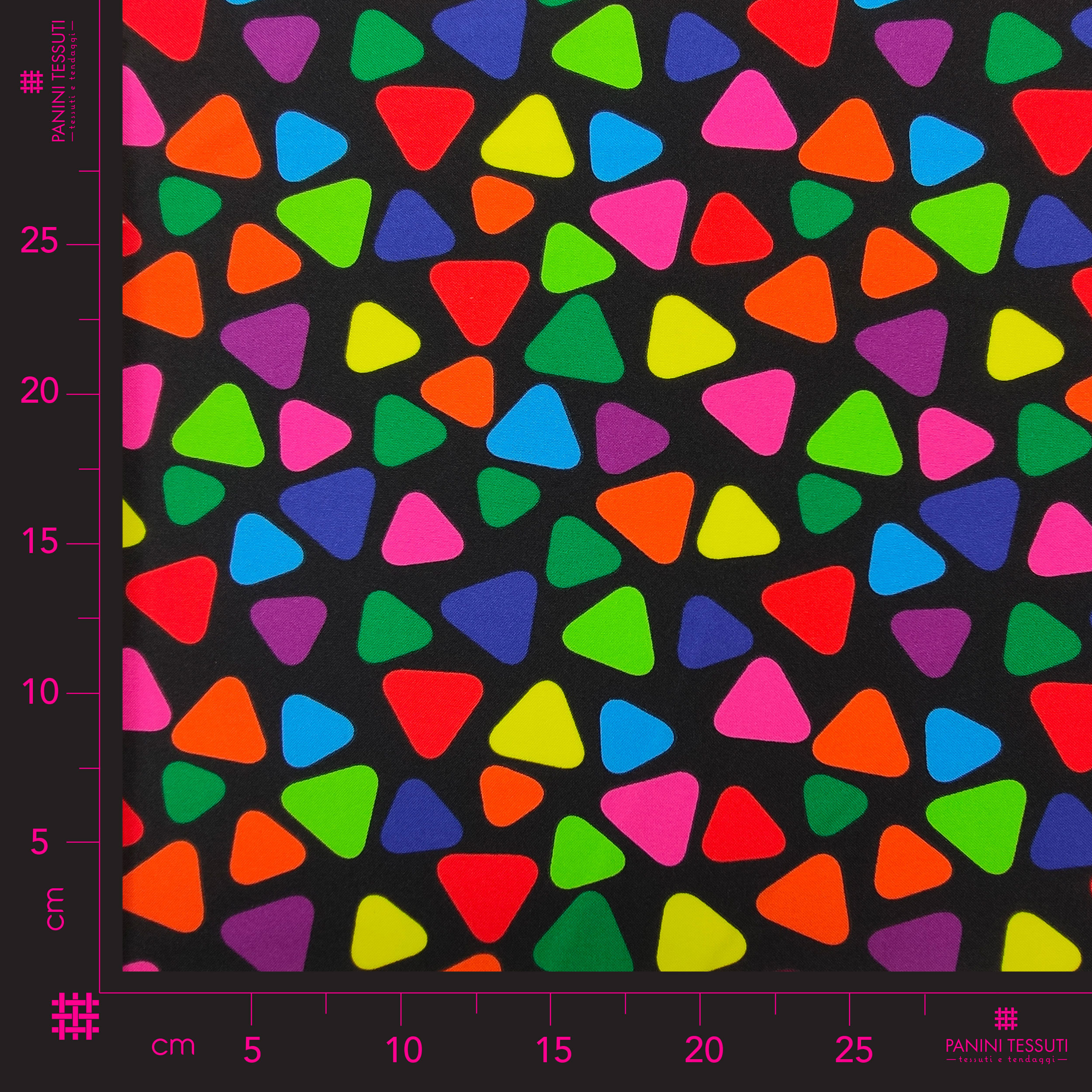tessuto fantasia triangoli multicolor