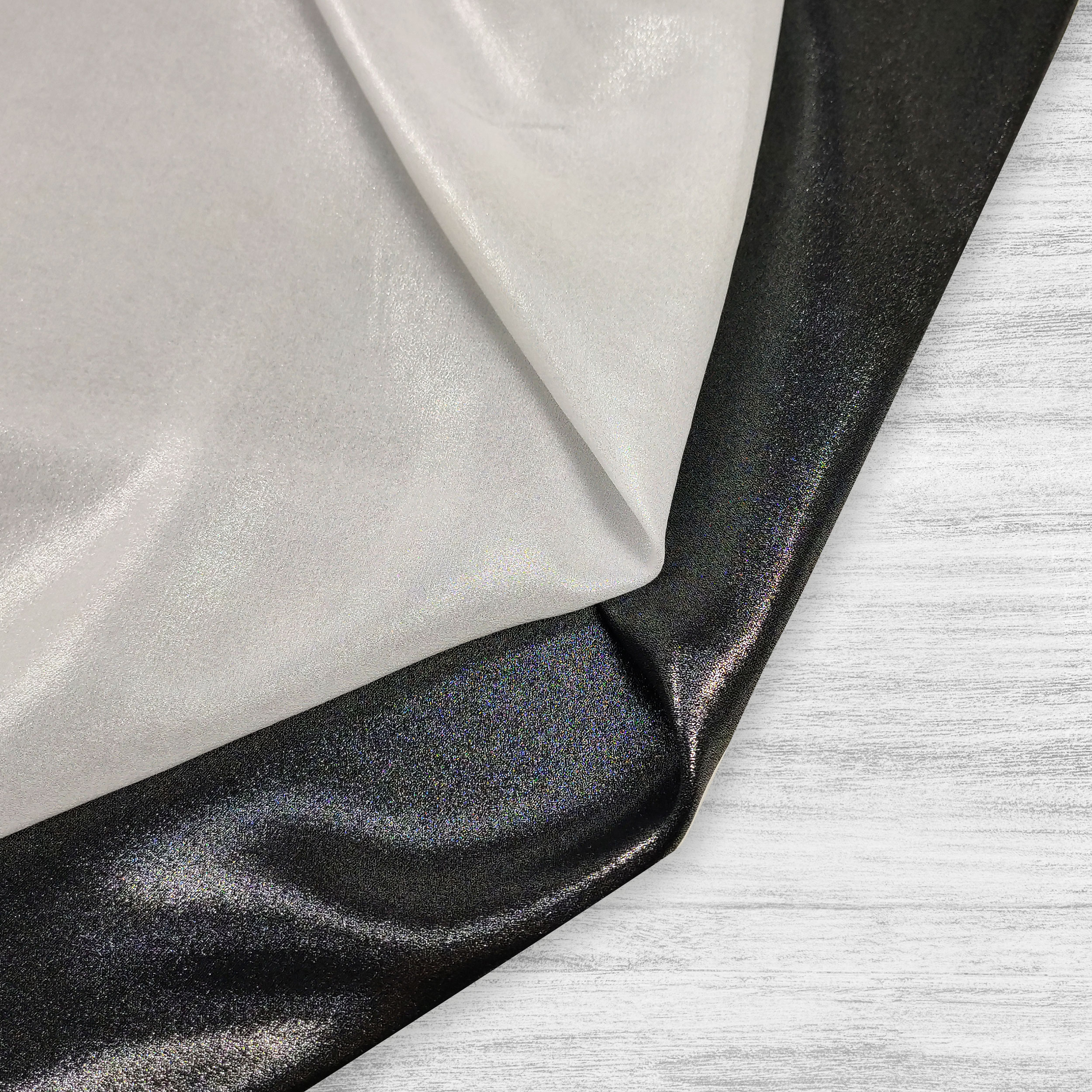 Georgette Laminato Nero