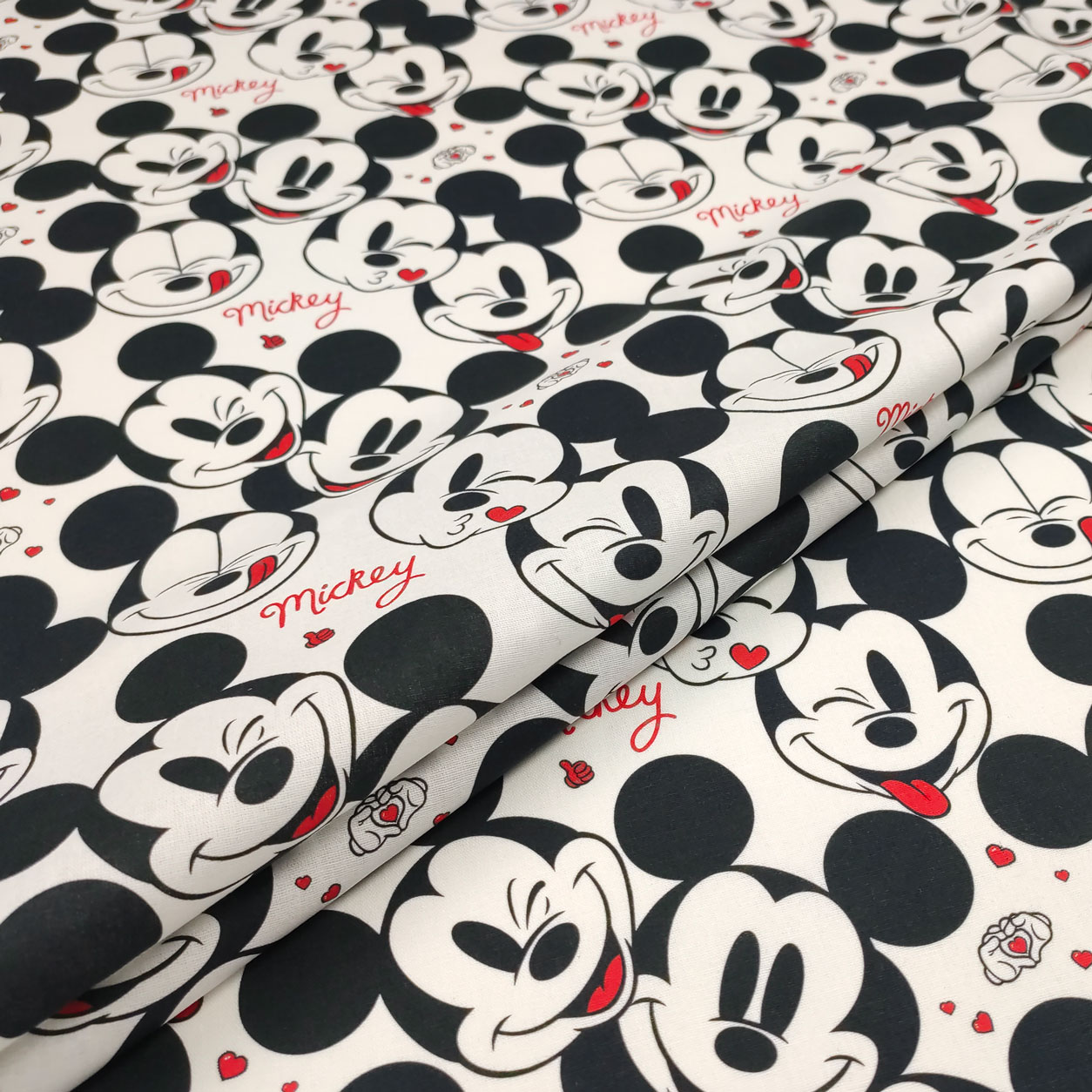 tessuto-cotone-con-mickey-mouse-bianco-medio