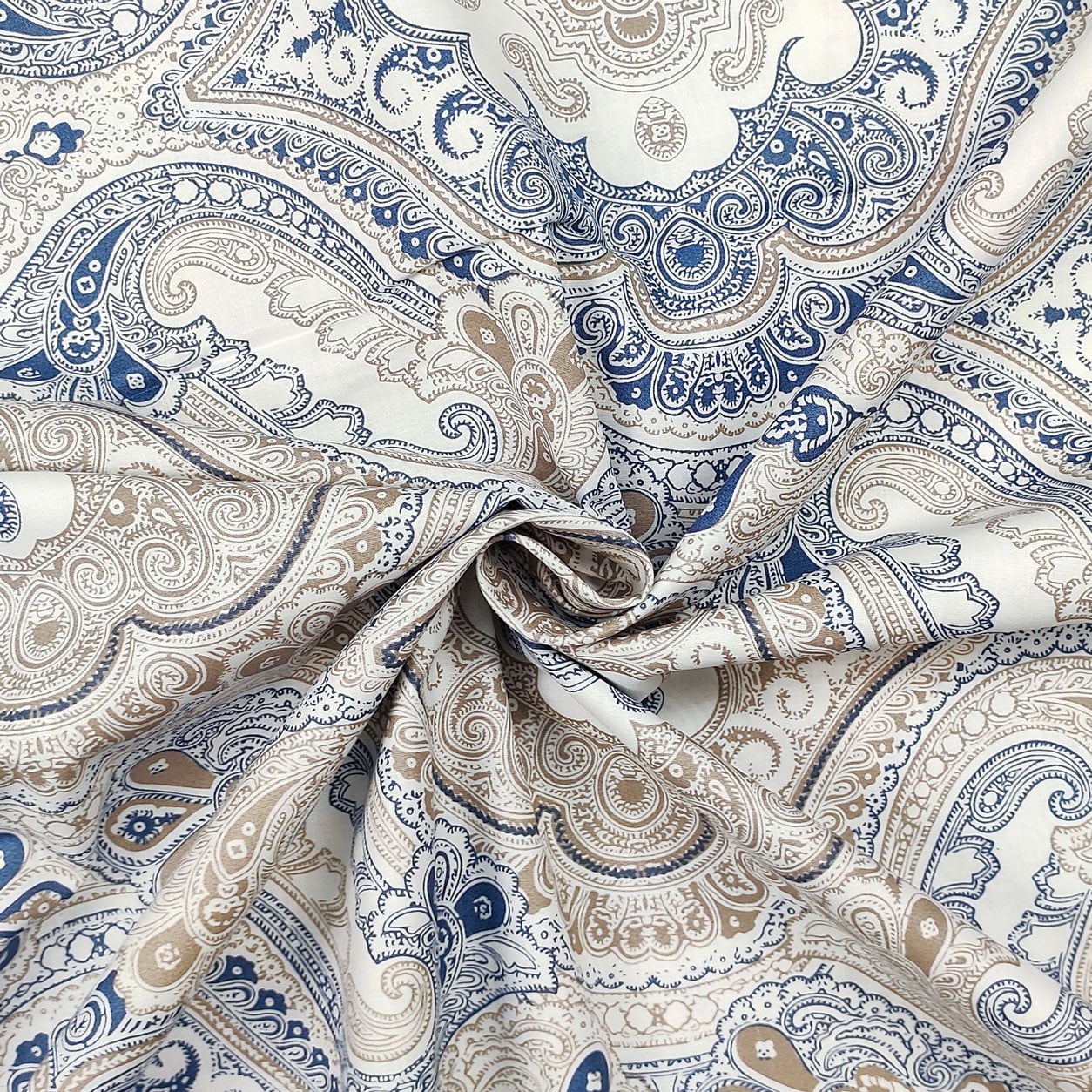 Tessuto Cotone Damascato Blu e Beige Panini Tessuti Tendaggi