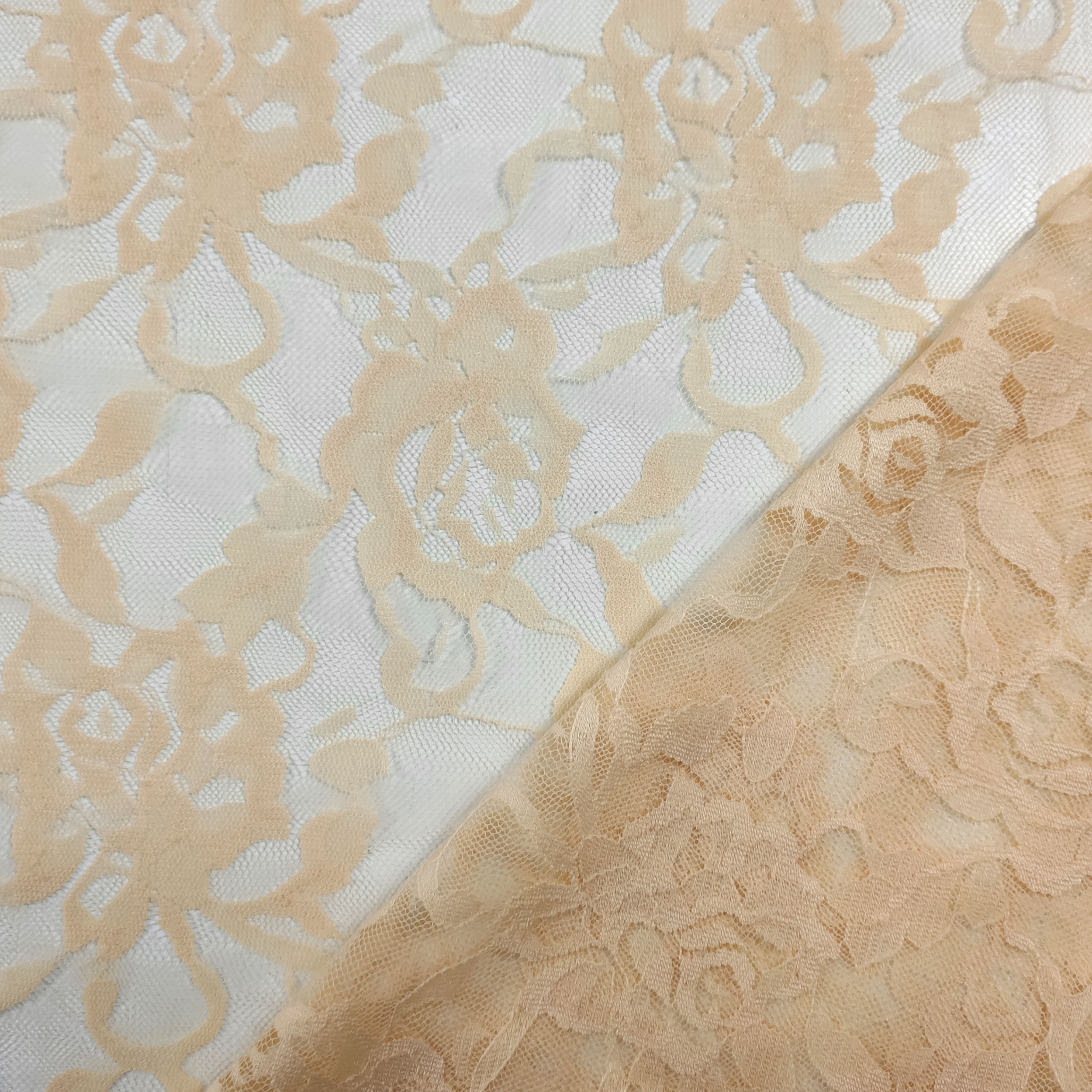 Pizzo Elastico con Rose Image