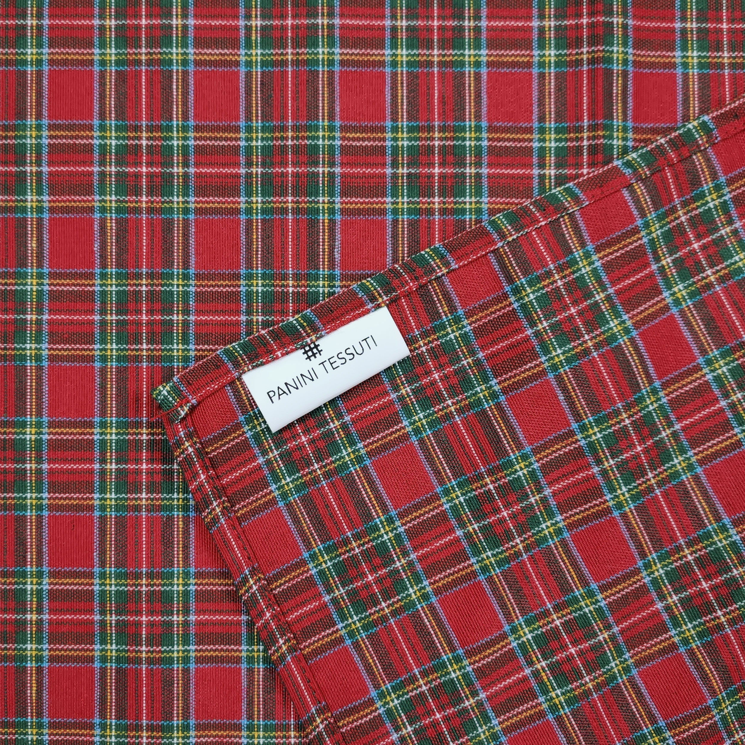 Tovaglia Confezionata Tartan Rosso e Verde