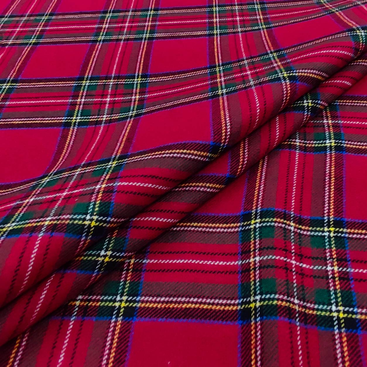 stoffa-tartan-rosso-quadro-blu-verde