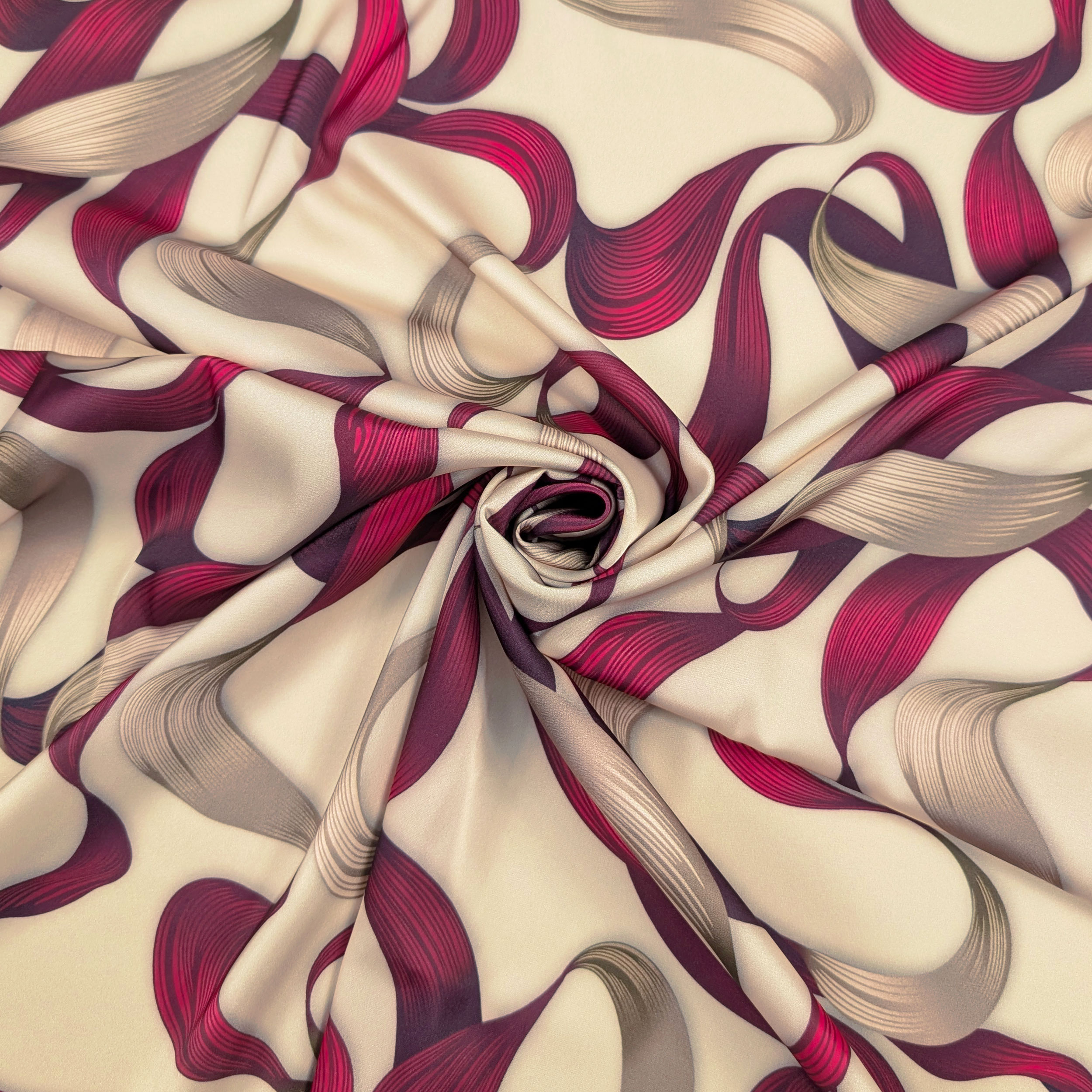 Raso Setato Alta Moda Fantasia Astratta Fuxia Image