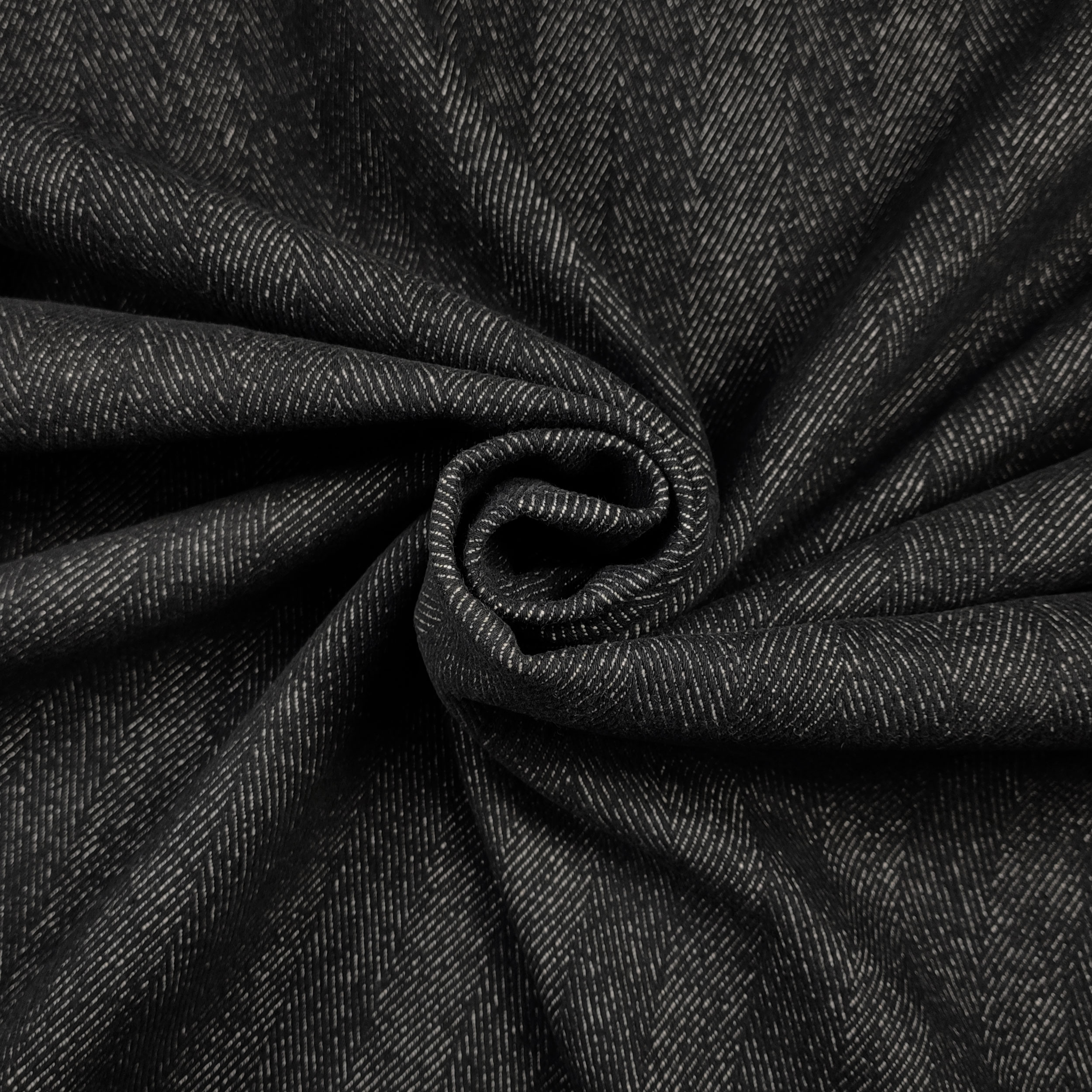 Scampolo Cotone Fantasia Spigata Nera
