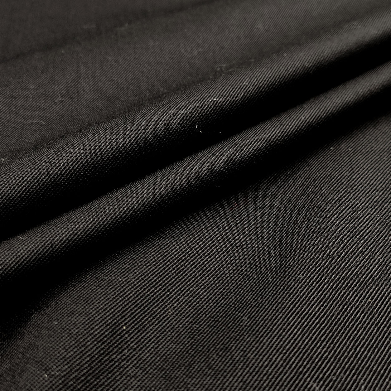 Tessuto per abbiglimaneto in nero