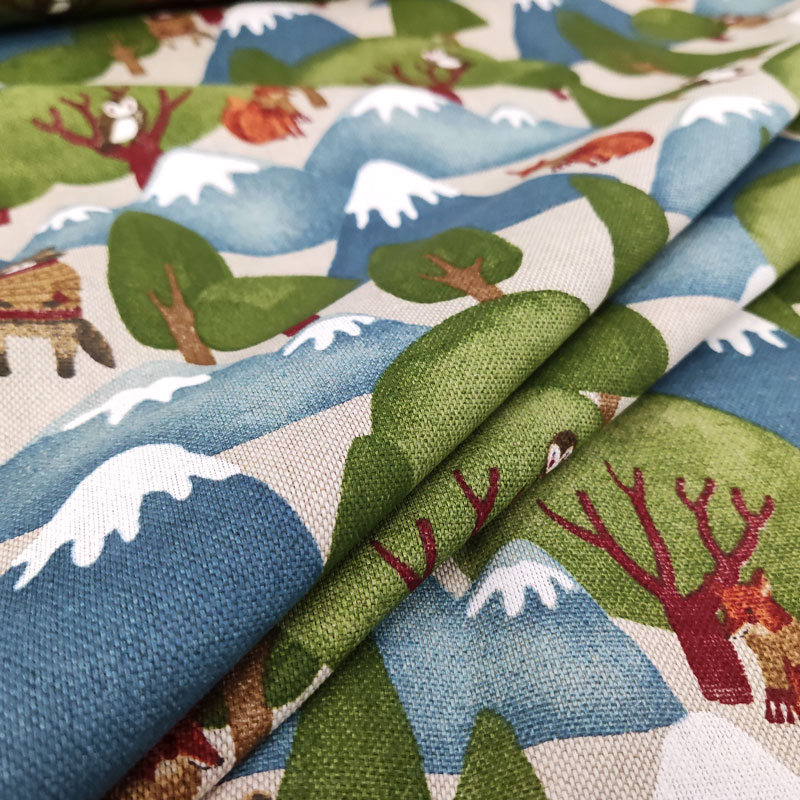 Tessuto-Misto-Cotone-Animali-nella-Foresta