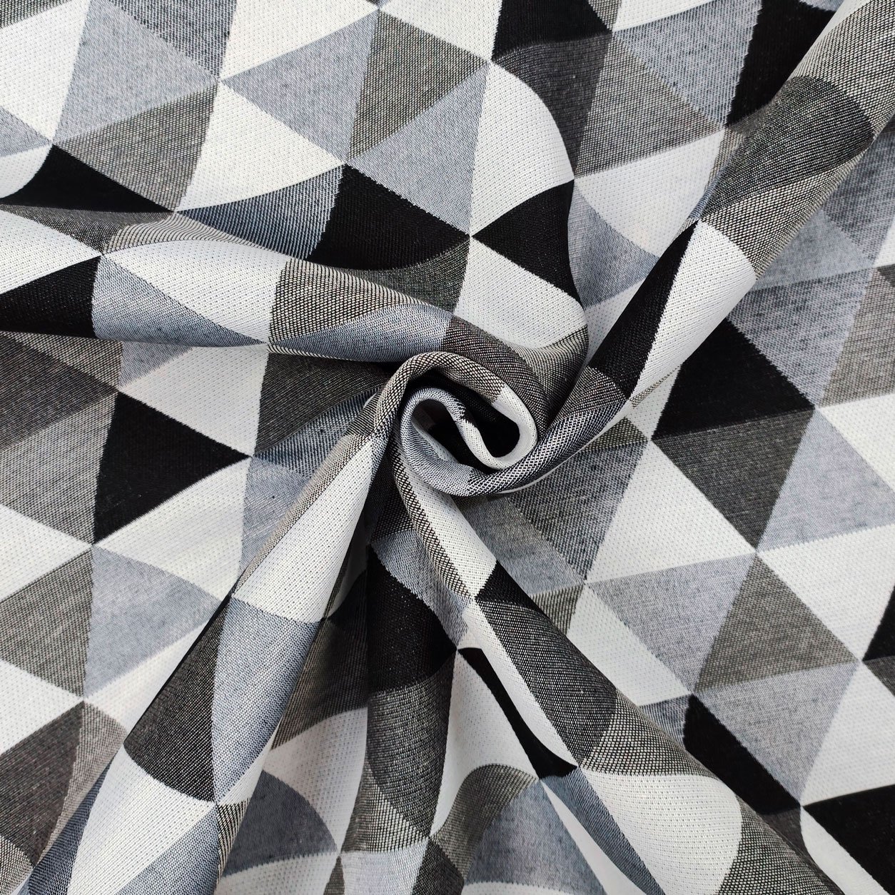 Arredo jacquard rombi grigio nero