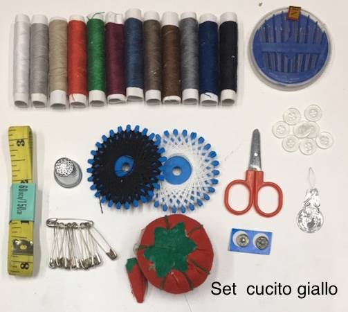 astuccio-con-set-da-cucito