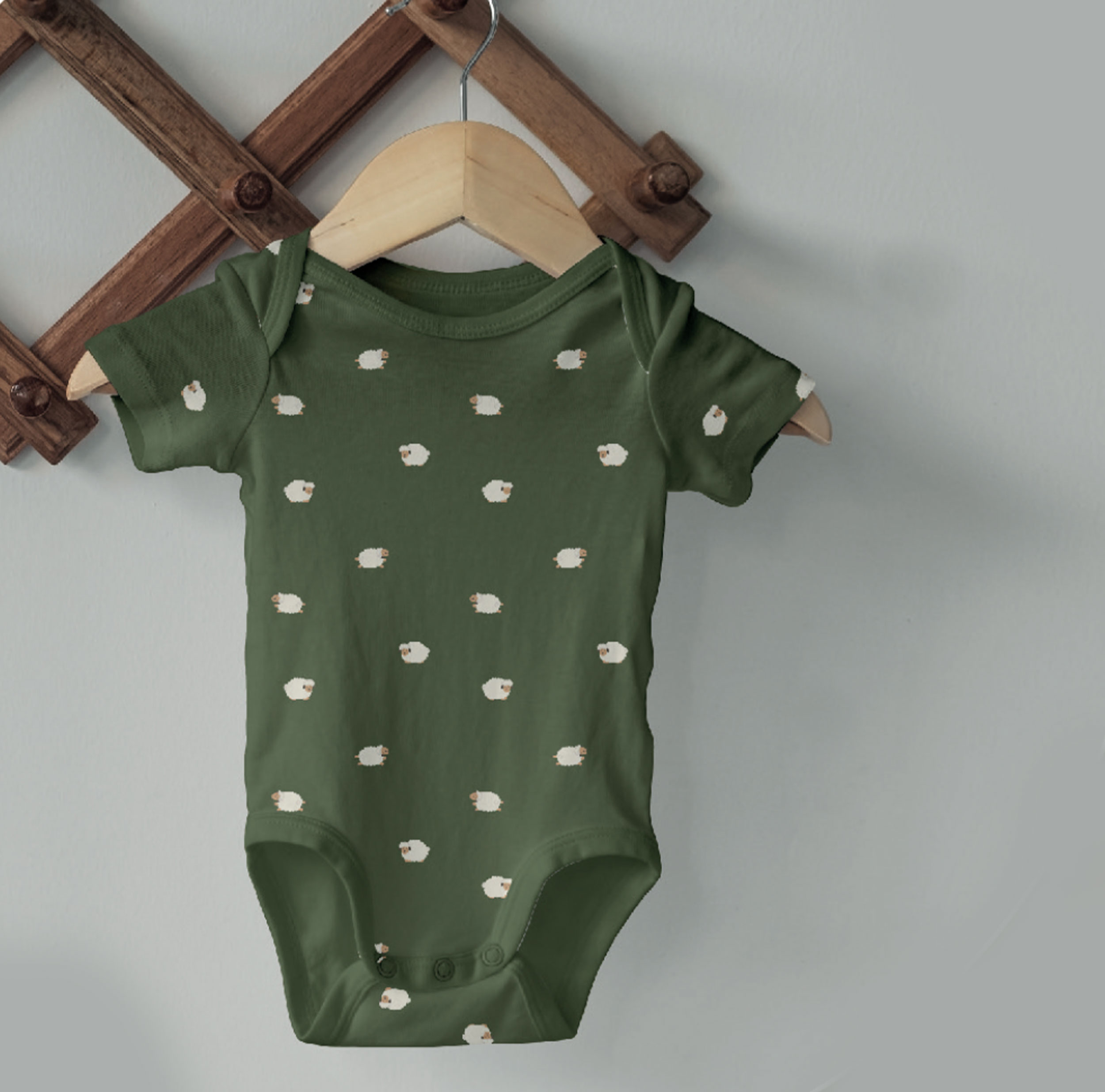 Jersey Cotone Fantasia Pecorelle Sfondo Militare