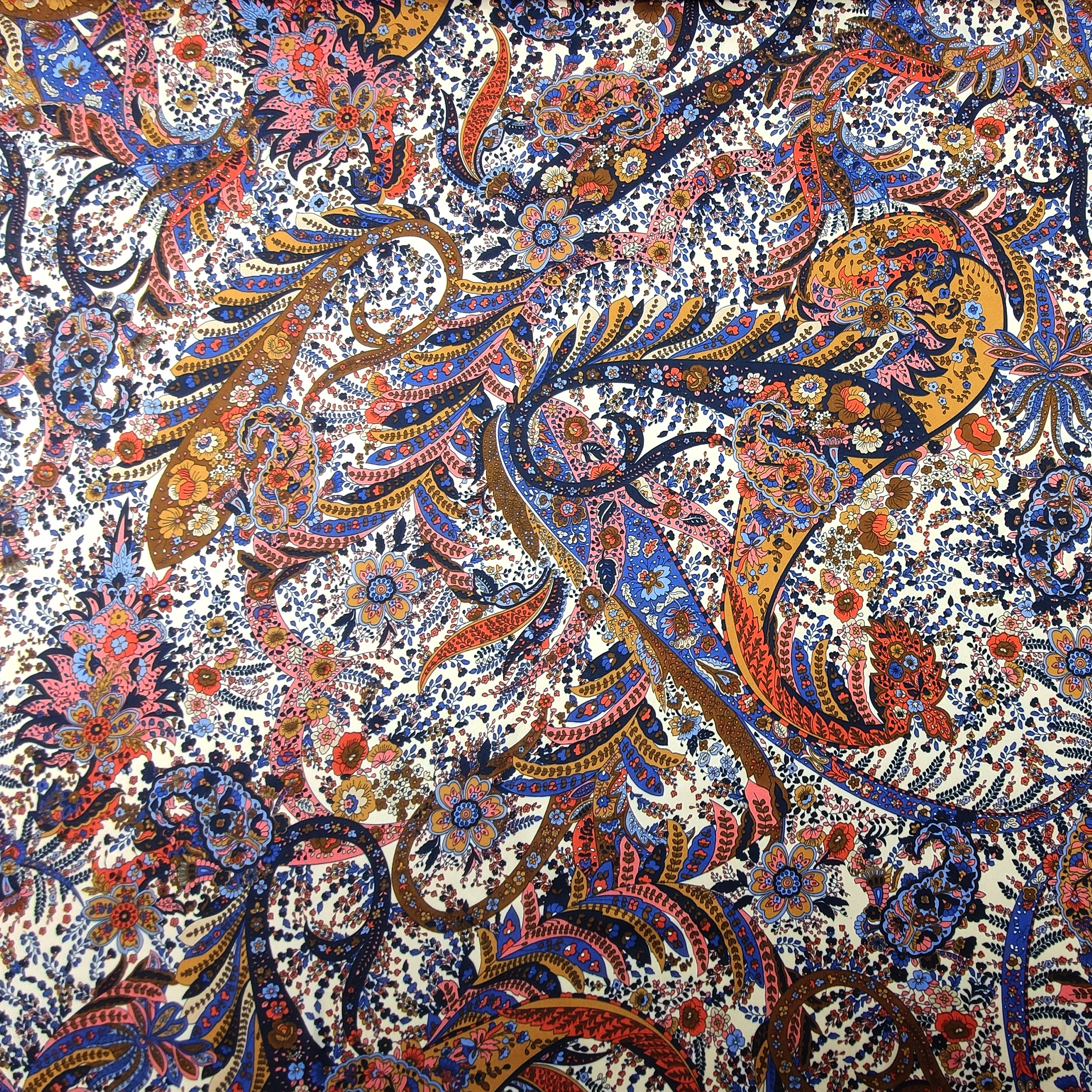 Rasetto Fantasia Cachemire con Fiori