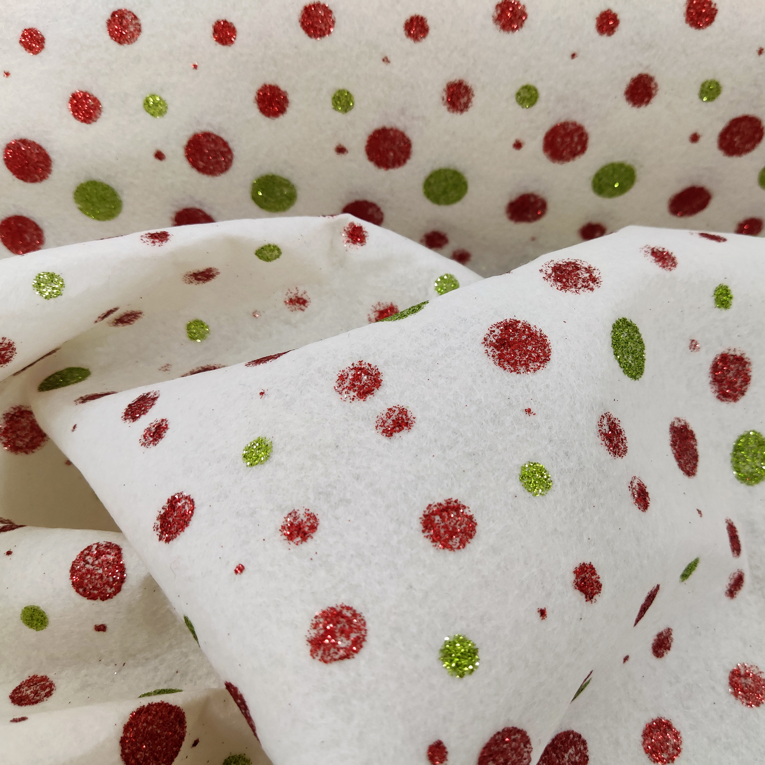 Panno lenci con pois glitterati