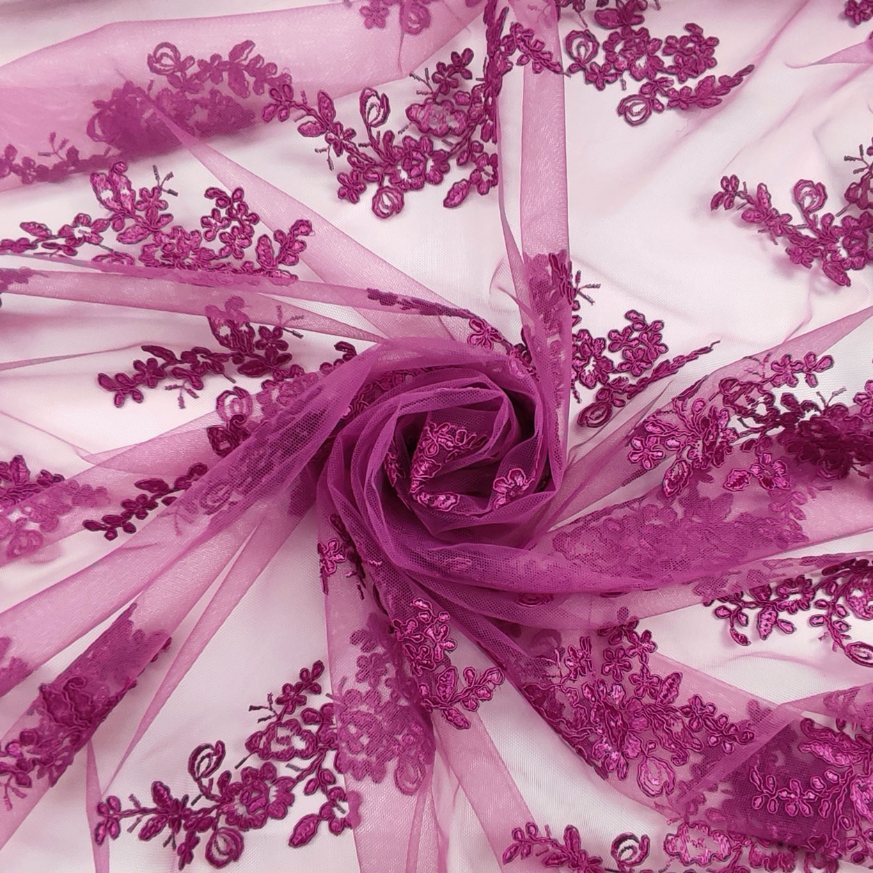 pizzo-bordo-decorato-fuxia