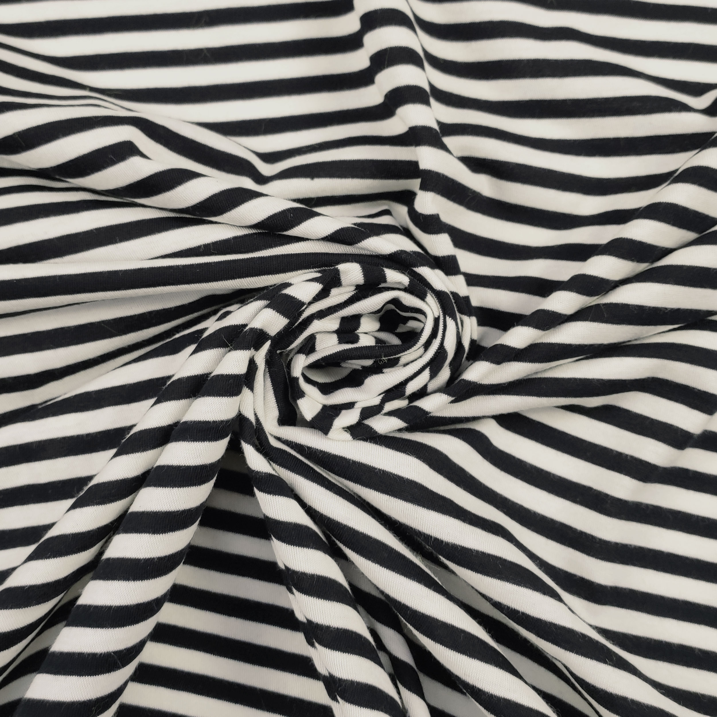Jersey Righe Bianco e Nero