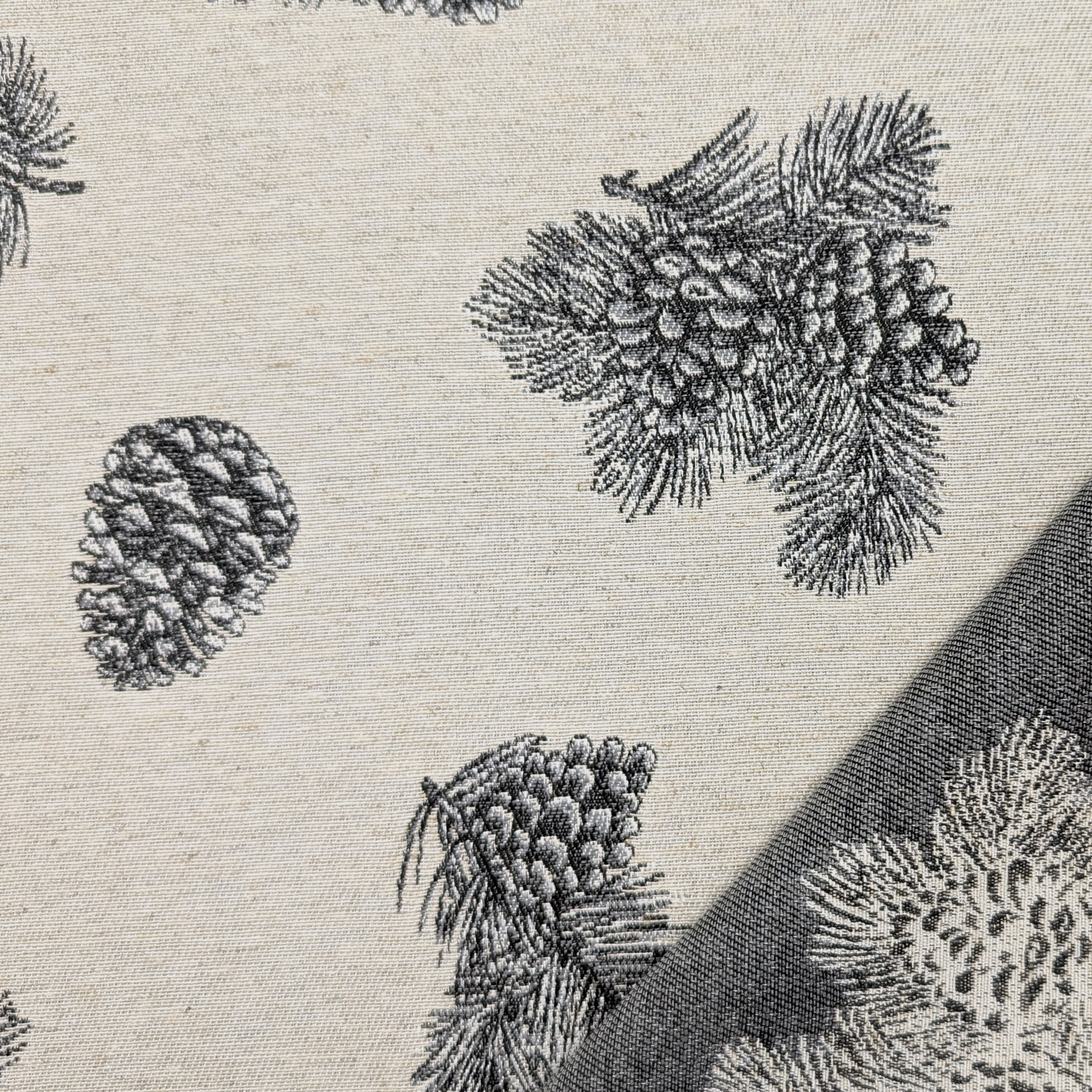 Jacquard con Pigne e Aghi di Pino Image