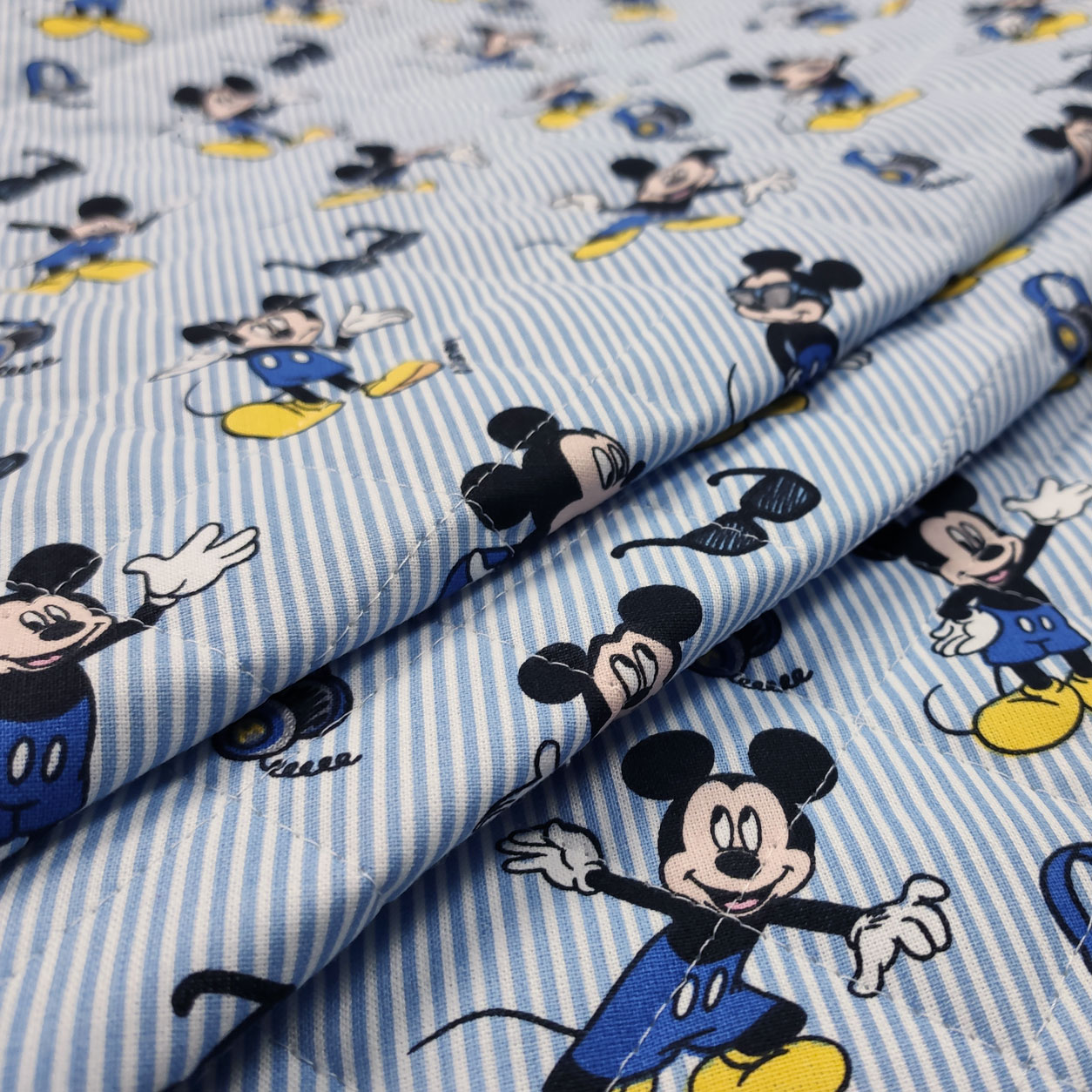 Trapunta Topolino con righe blu