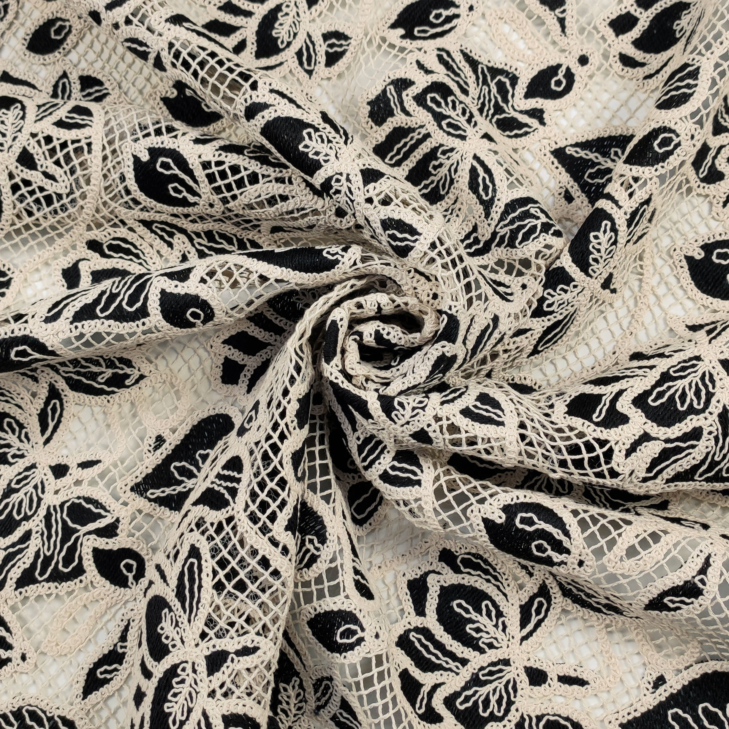 Macramè Doppio Smerlo Alta Moda Image