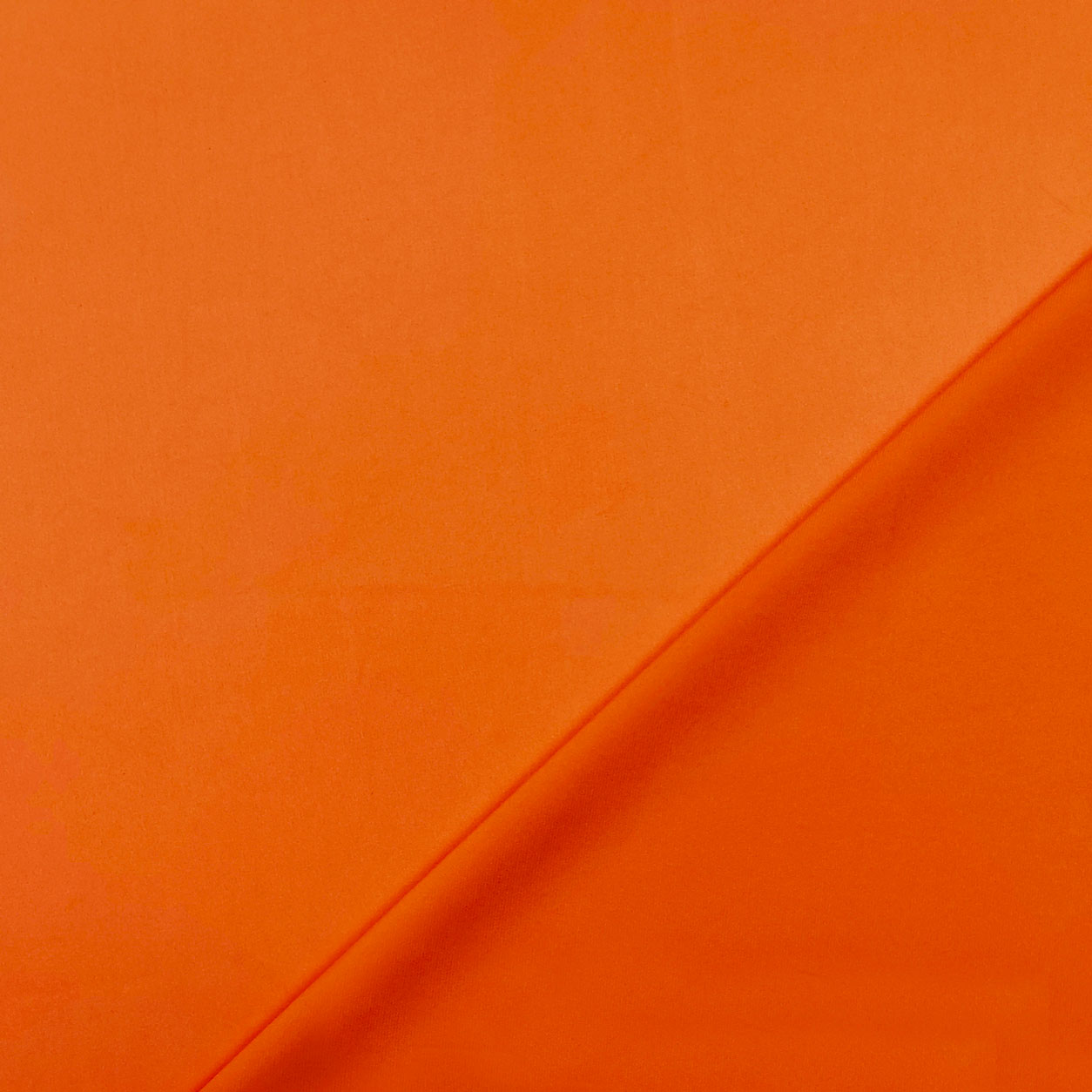tessuto-in-rasetto-effetto-seta-arancio