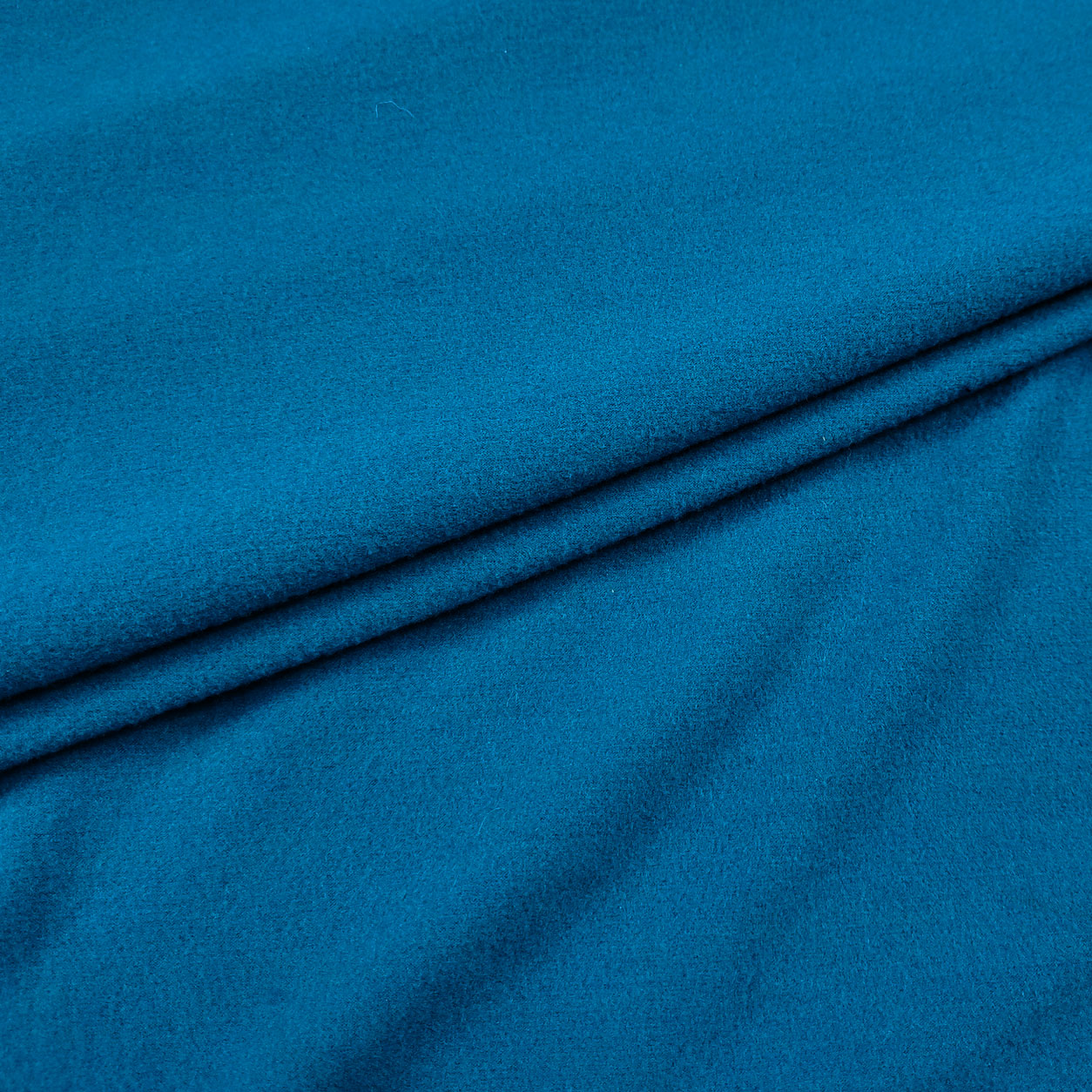 Tessuto Felpa in Pile Azzurro