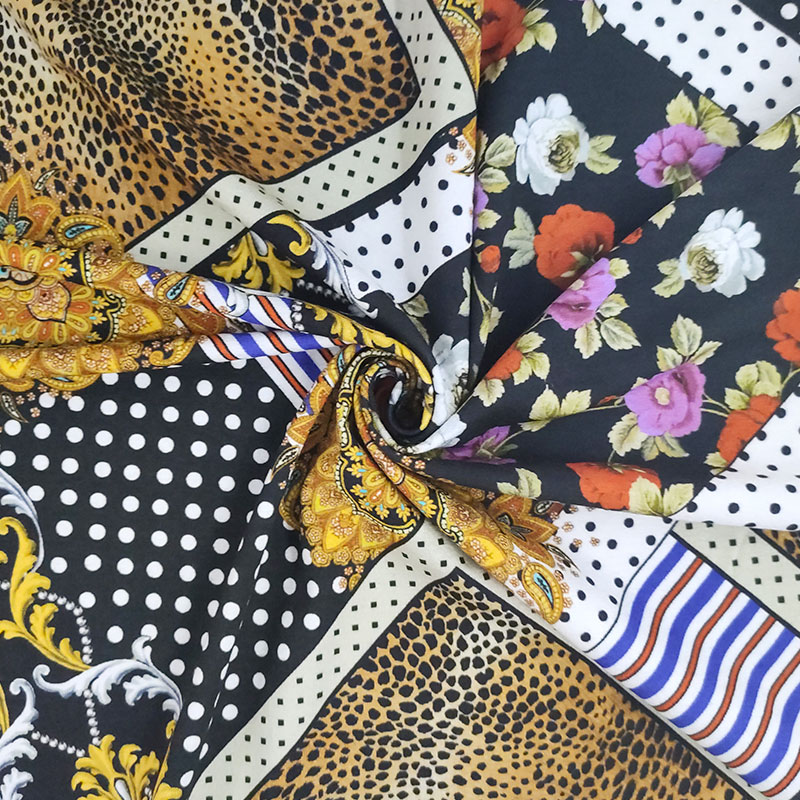 Tessuto Maglina Patchwork Animalier