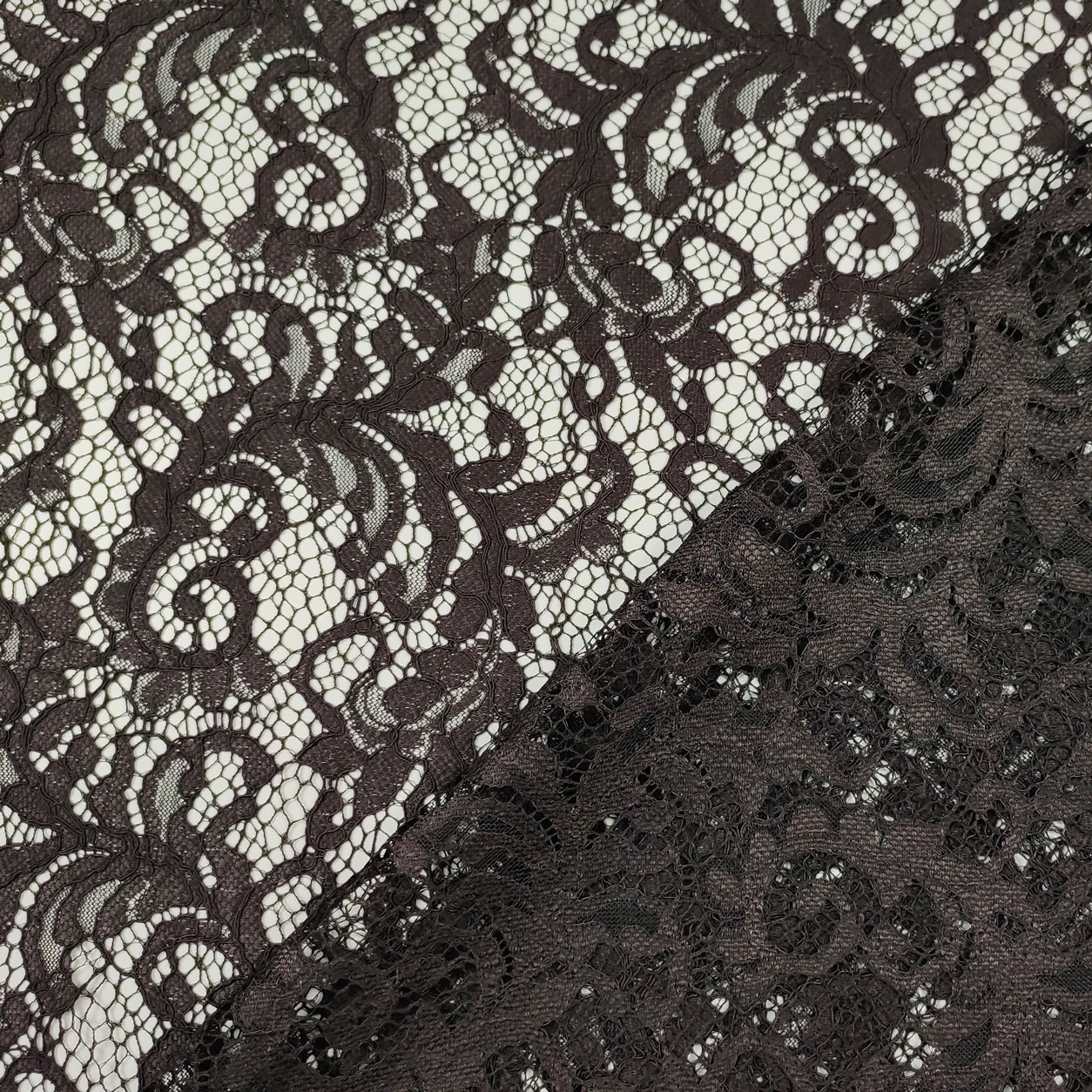 Pizzo Smerlato Marrone Scuro Image