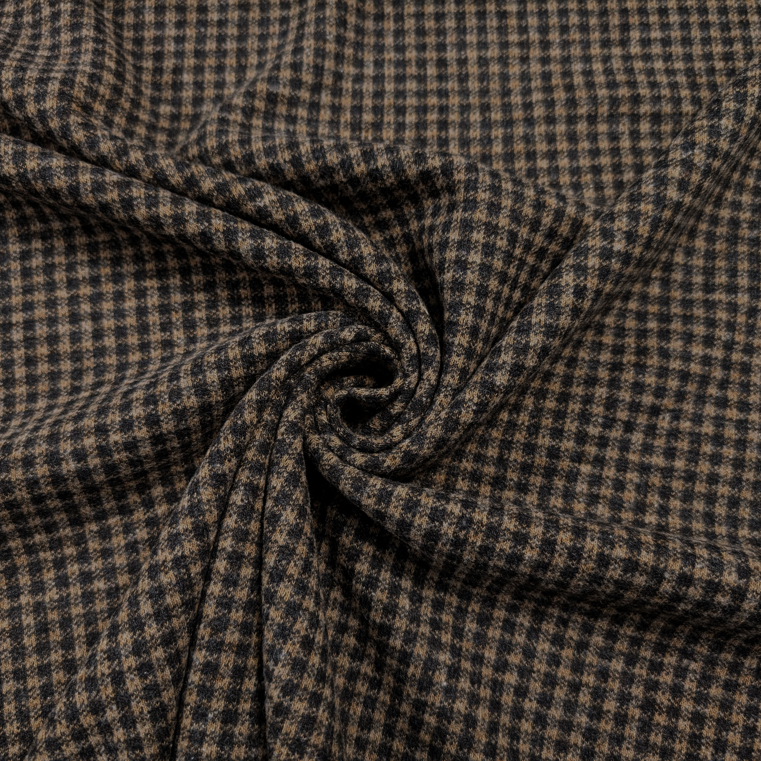 Punto Roma Jacquard Quadretti Marrone Image