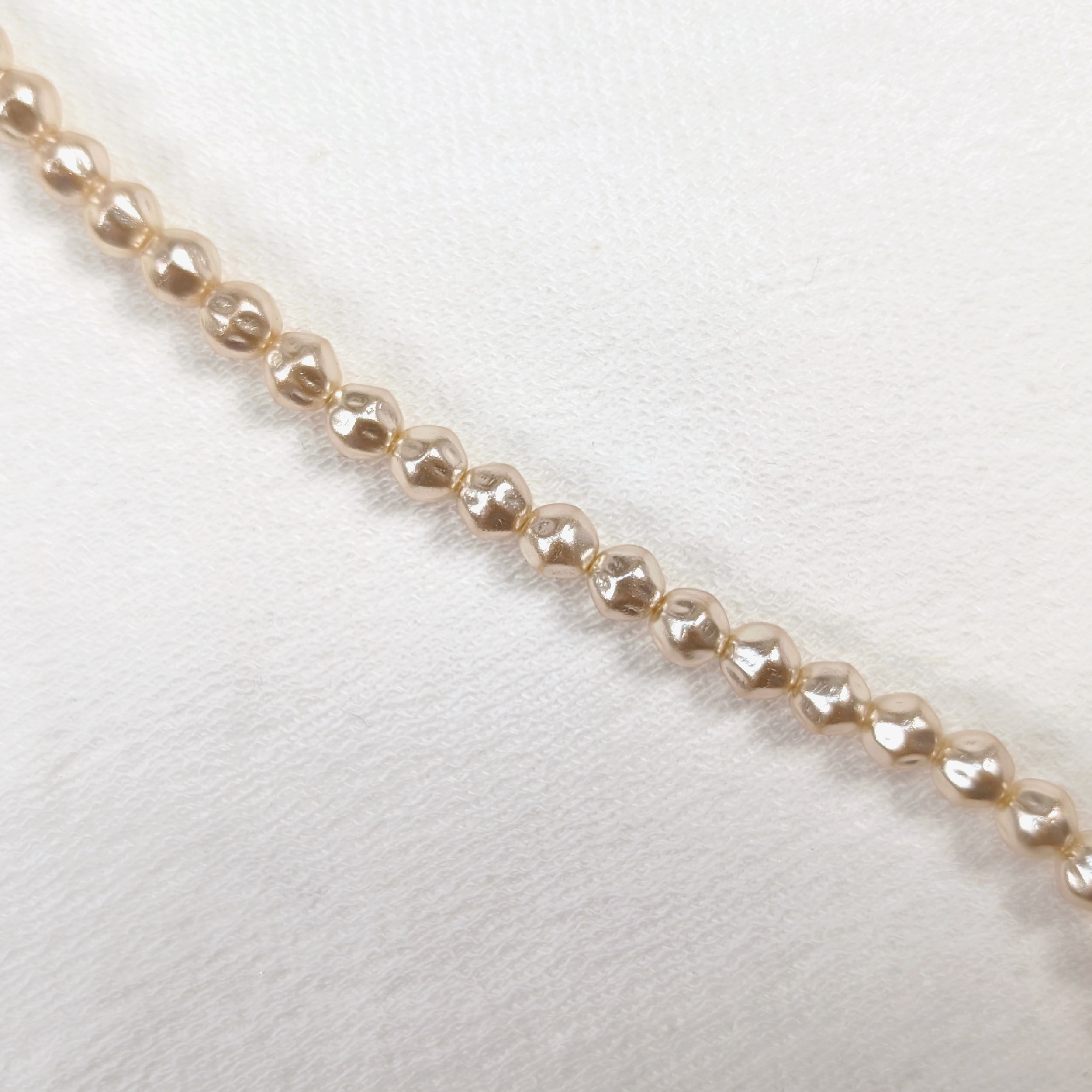 Filo di Perle Sfaccettate Beige Ø 0,6 cm Image