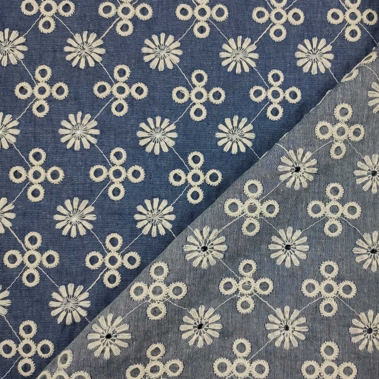 tessuto jeans ricamato fiori e geometrie