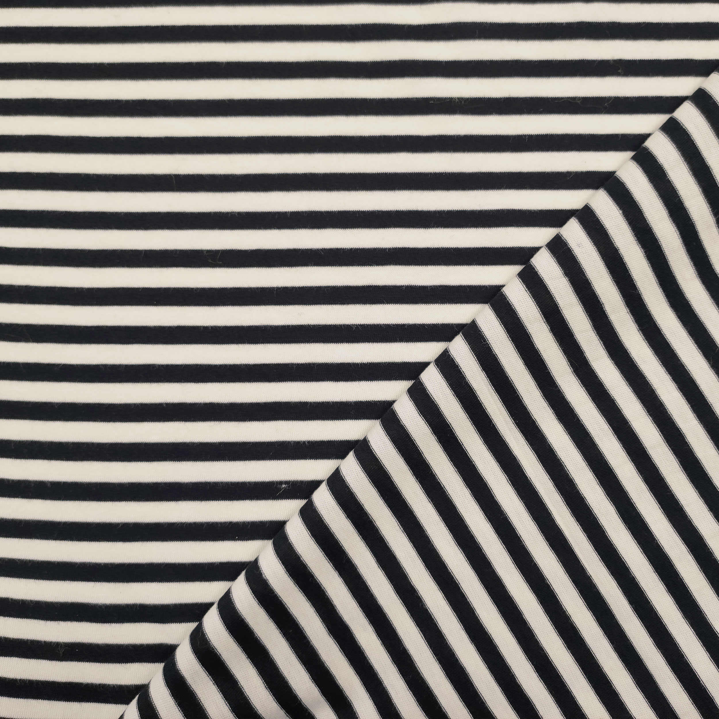 Jersey Righe Bianco e Nero