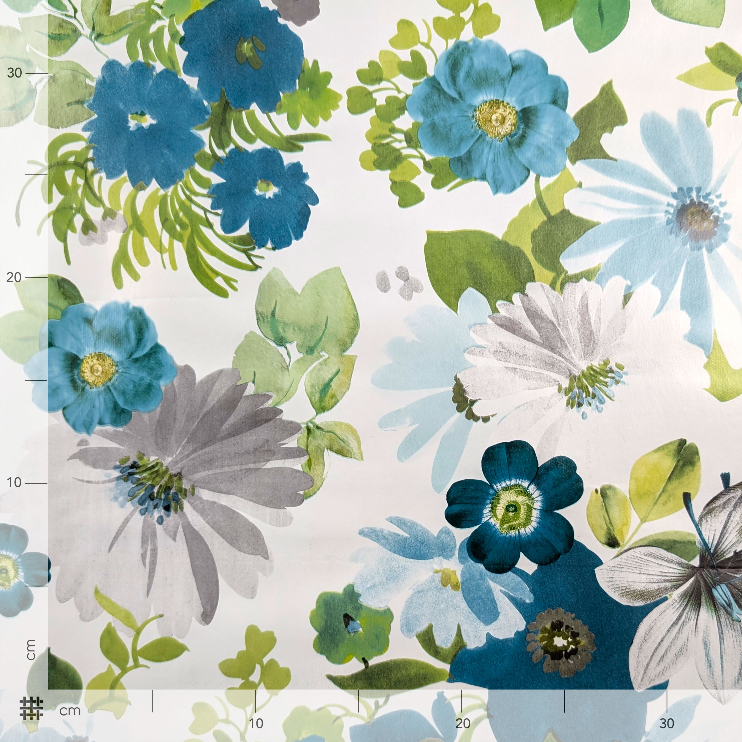 Tessuto per Tovaglia Plastificata Fiori Toni Freddi Image