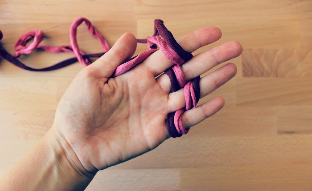 idee-originali-panini-tessuti-knitting
