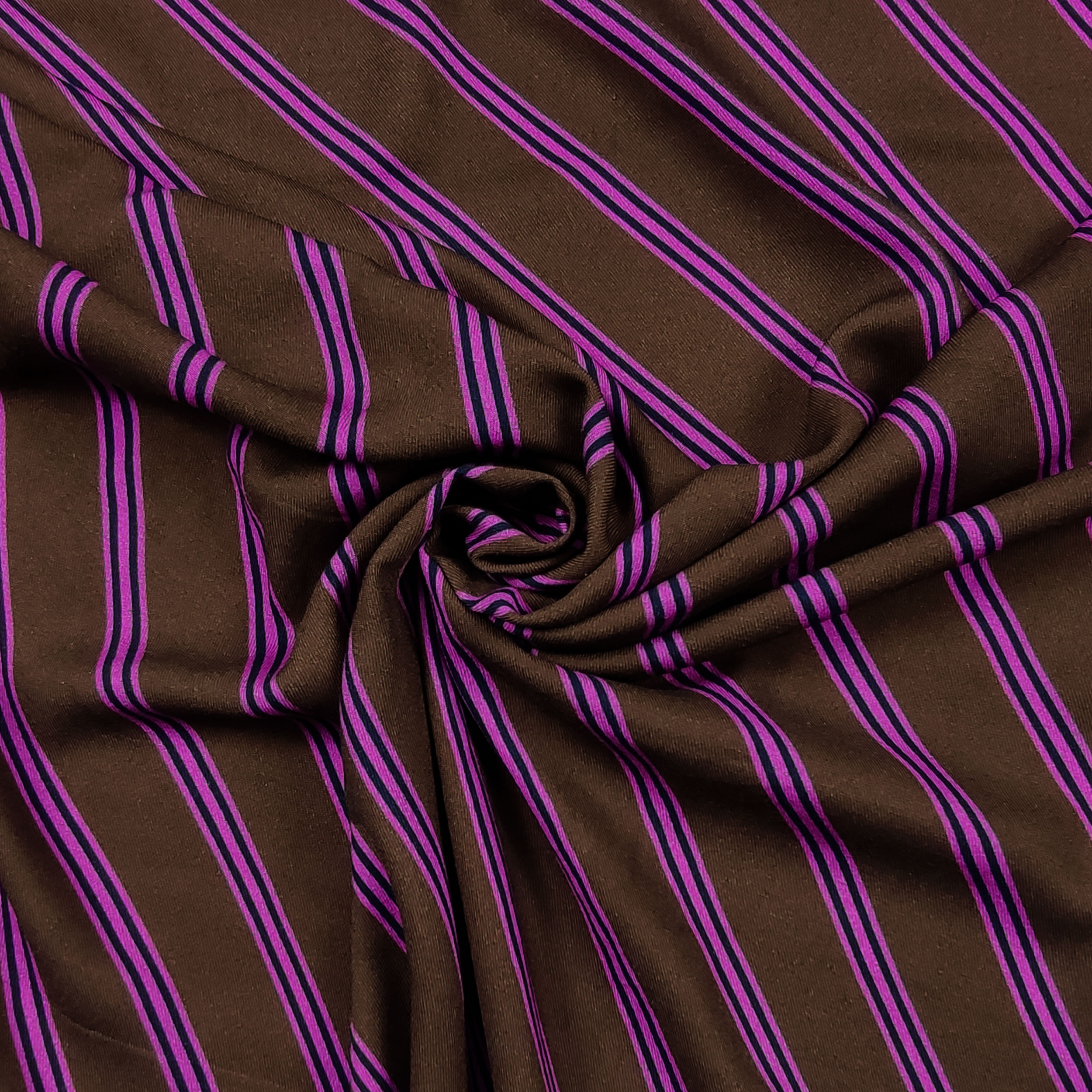 Cotone Linee Oblique Fuxia Sfondo Marrone