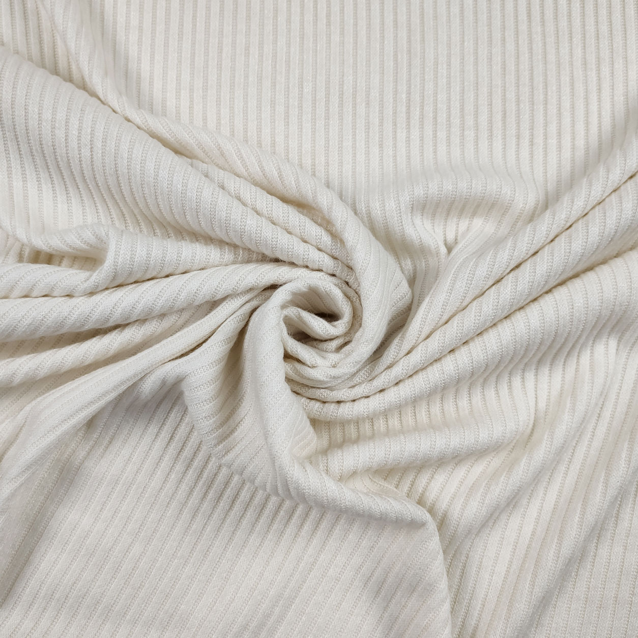 tessuti-in-maglia-canettati-bianco-lana