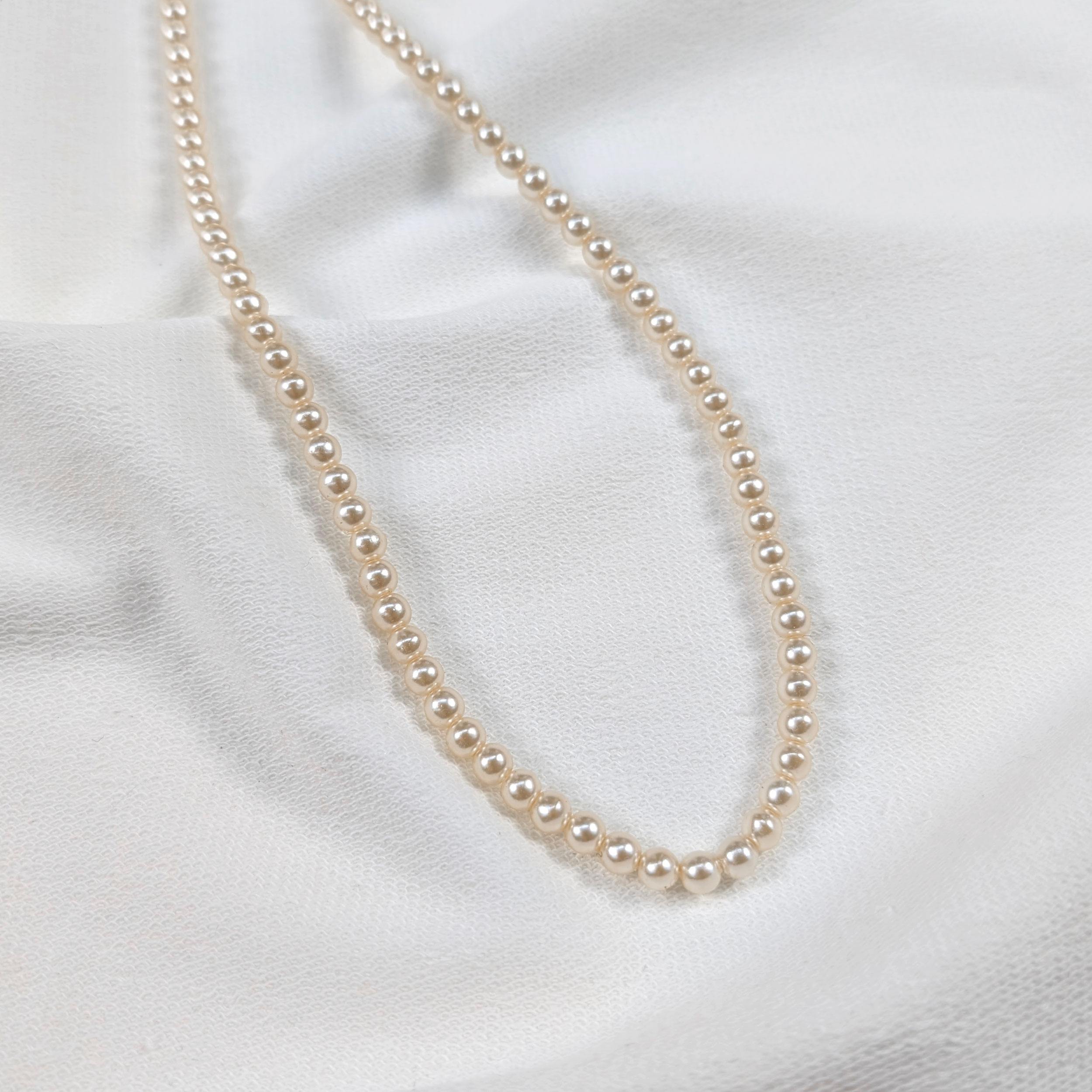 Filo di Perline Beige Ø 0,5 cm Image