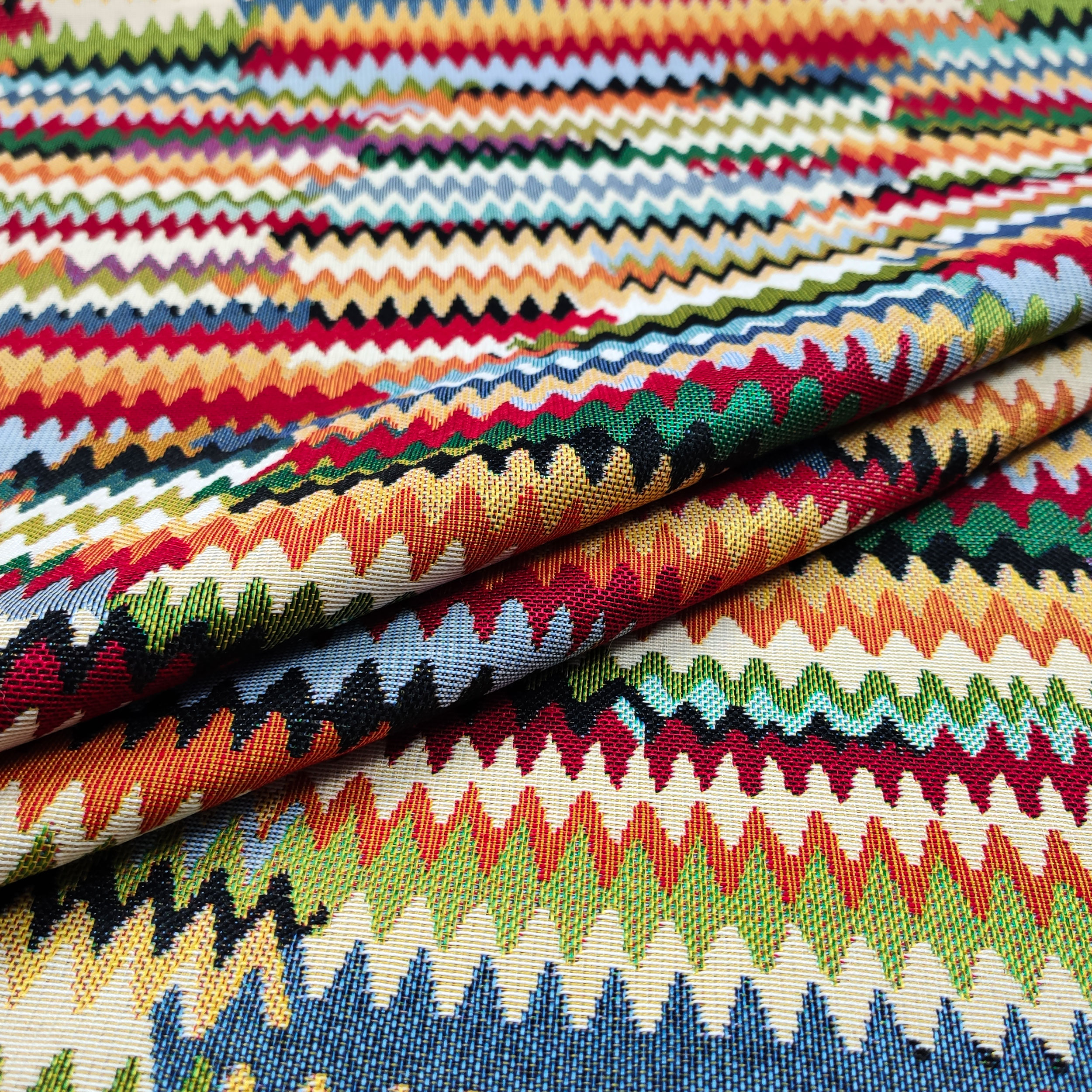 Tessuto Gobelin Fantasia Zig Zag Colorata