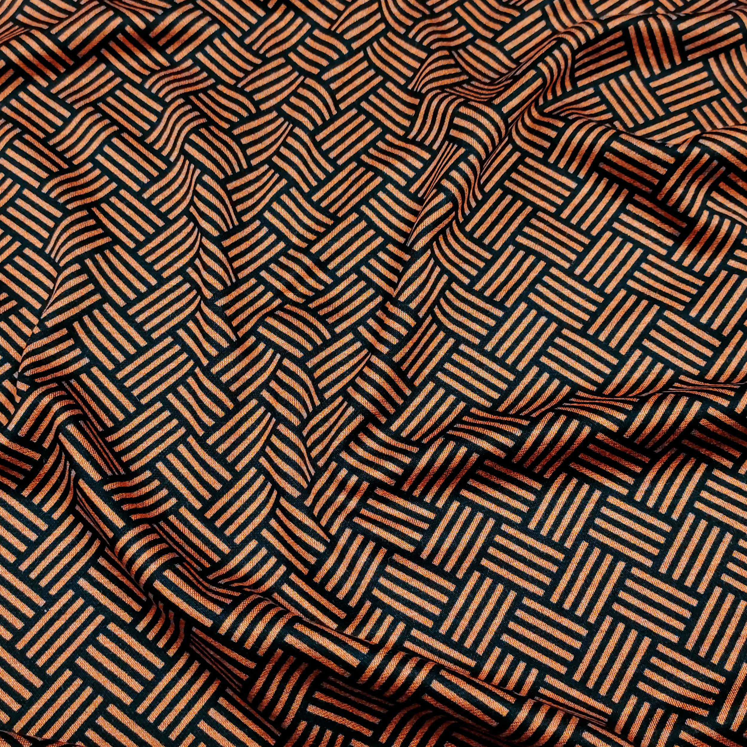 Punto Milano Misto Viscosa Geometria Arancio e Nero