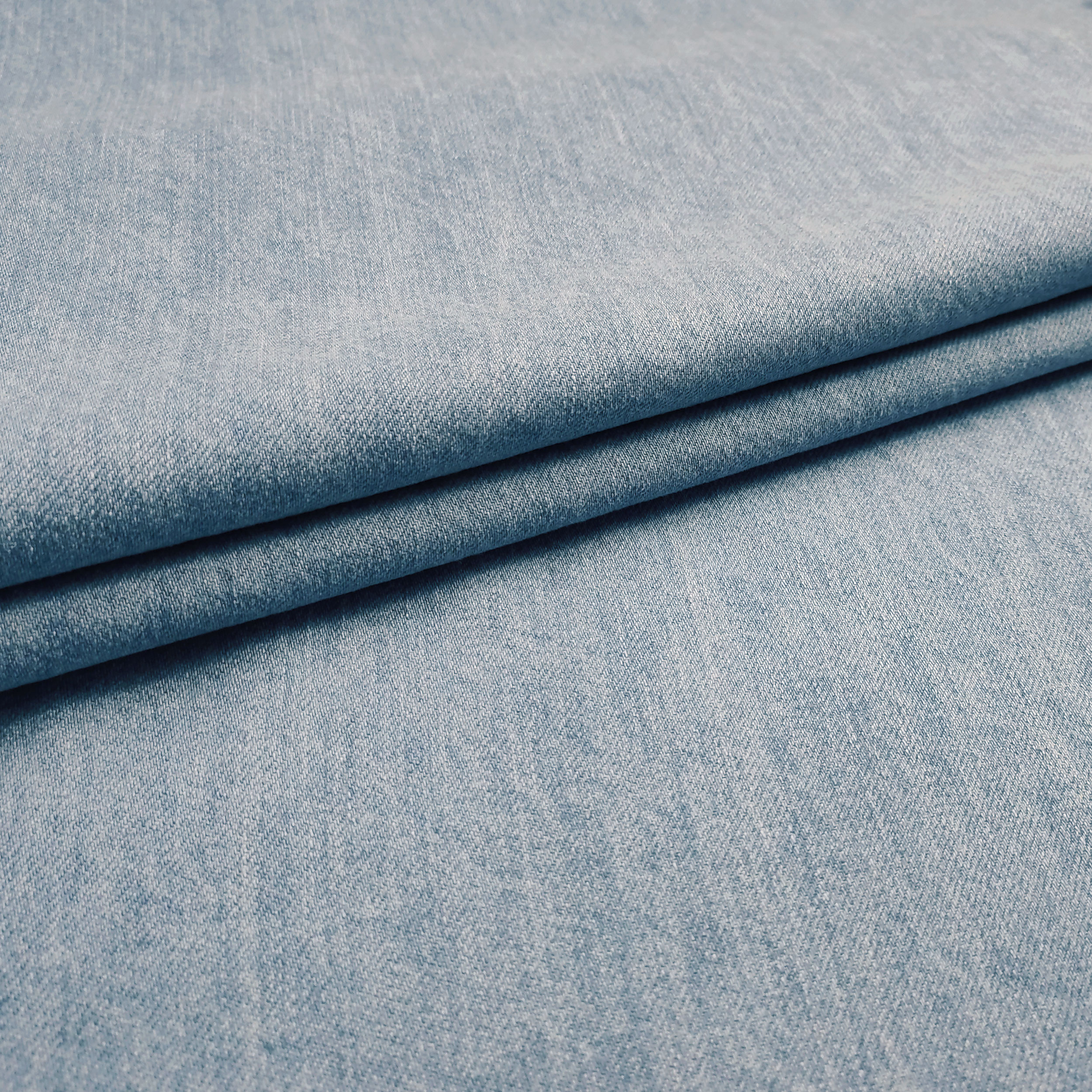 Tessuto Jeans Effetto Vintage Lavaggio Chiaro