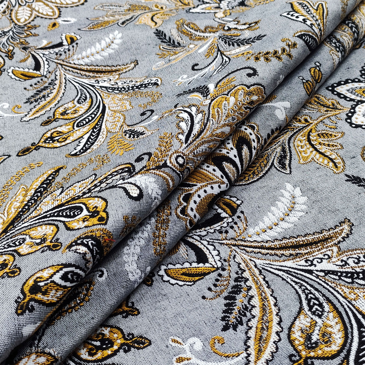 jacquard-tessuto-floreale-damascato