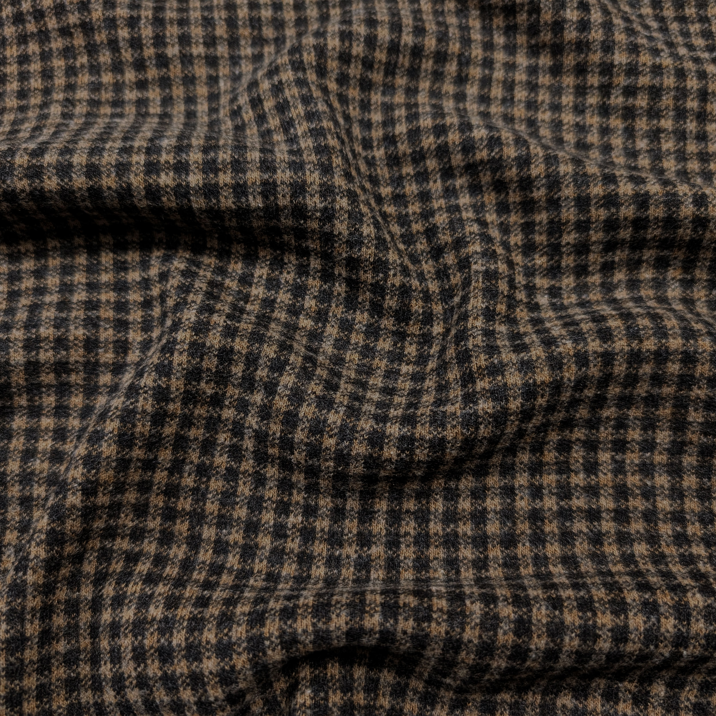 Punto Roma Jacquard Quadretti Marrone Image