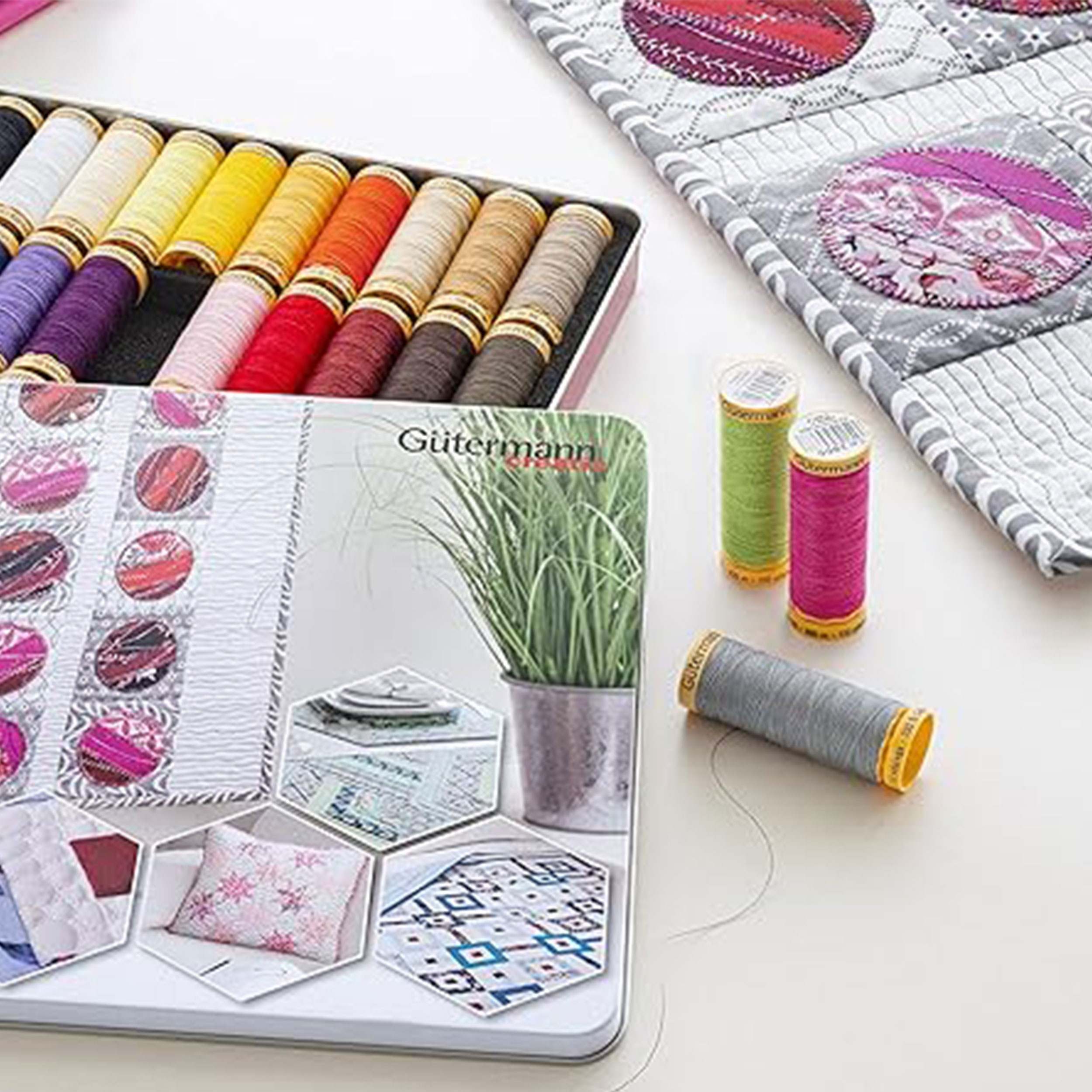Gutermann Creative Cotton Box 30 Bobine Image