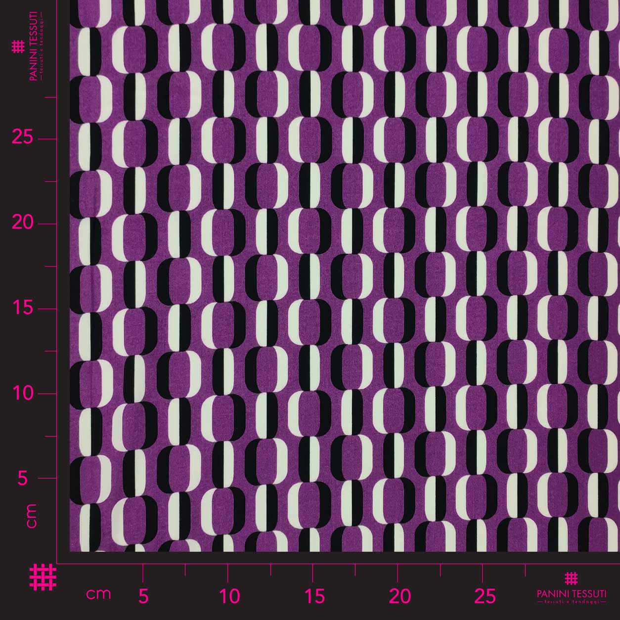 tessuto-viscosa-motivi-geometrici-con-sfondo-violetto