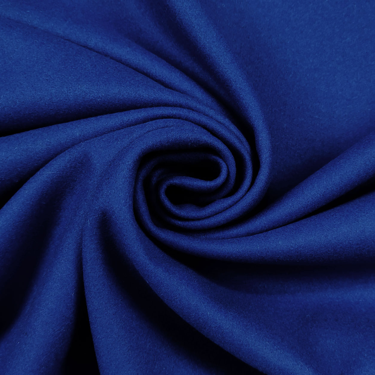 tessuto-cappotto-blu-elettrico