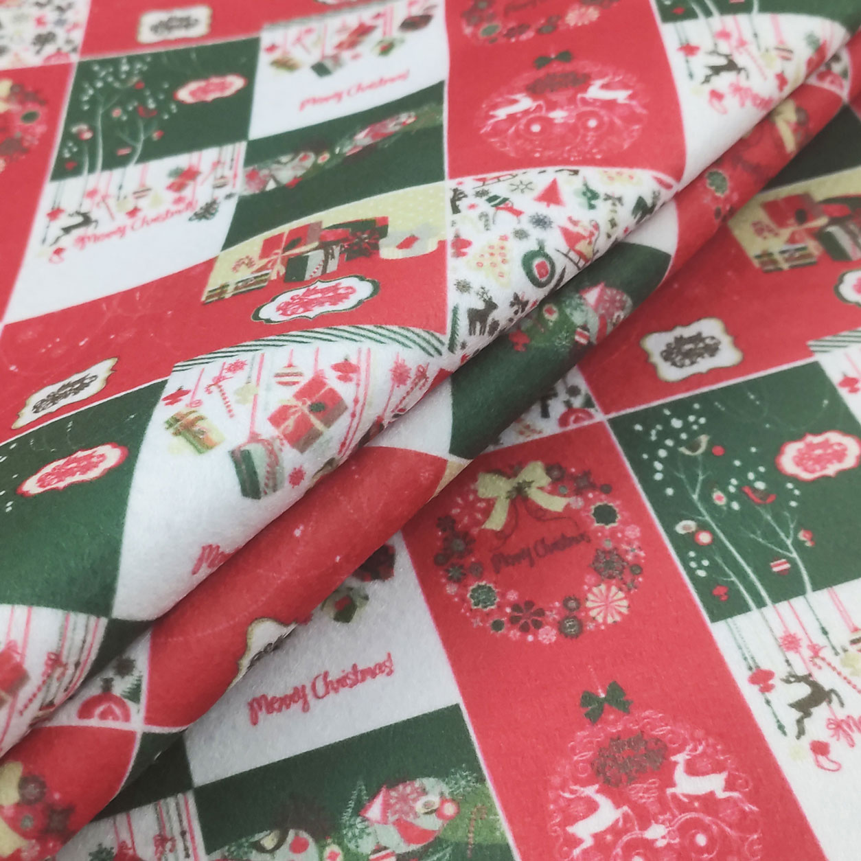 pannolenci-tessuto-patchwork-quadretto-natalizio-merry-christmas