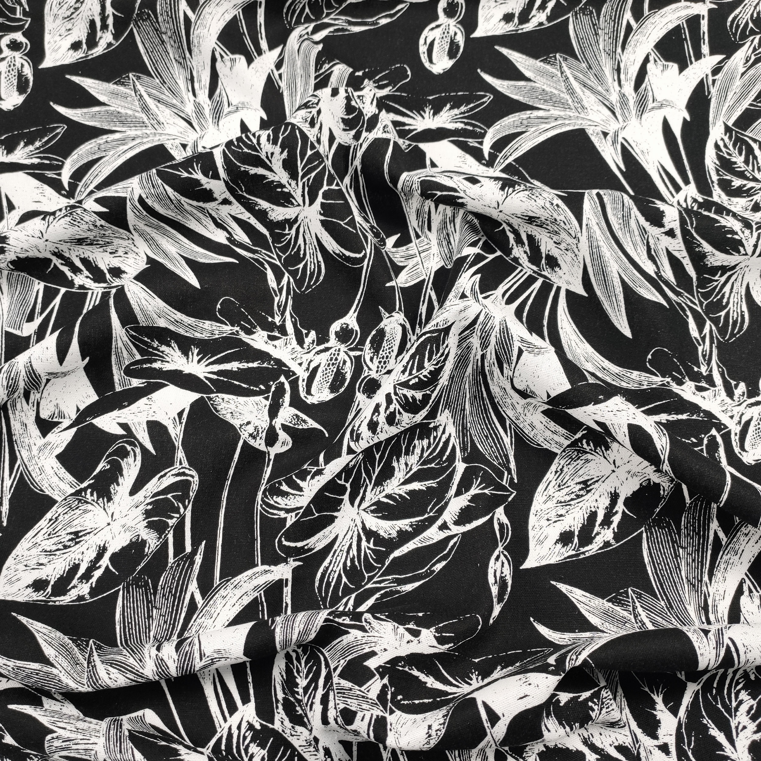 Misto Lino Foglie Tropicali Bianco e Nero