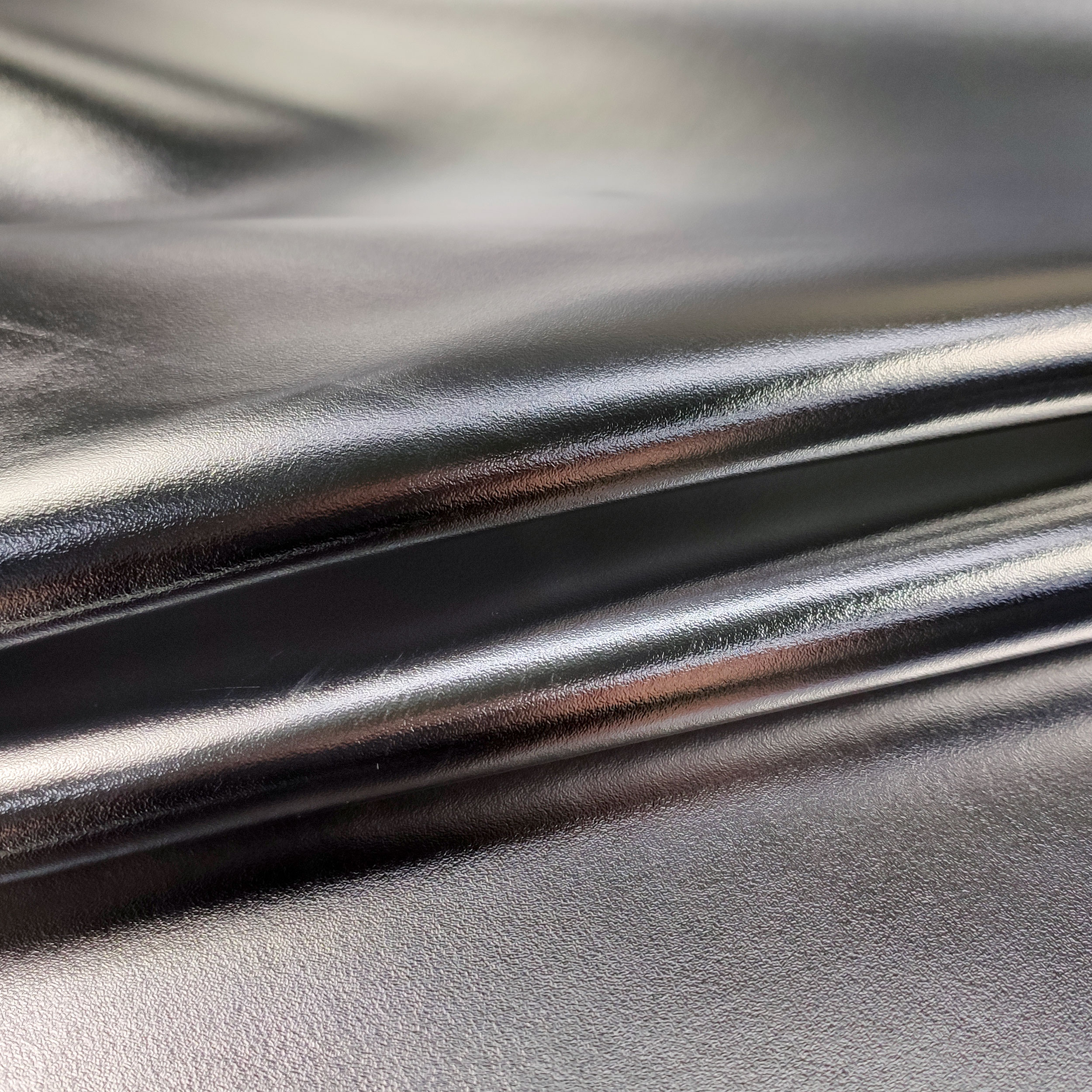 Finta Pelle Effetto Metallico Argento
