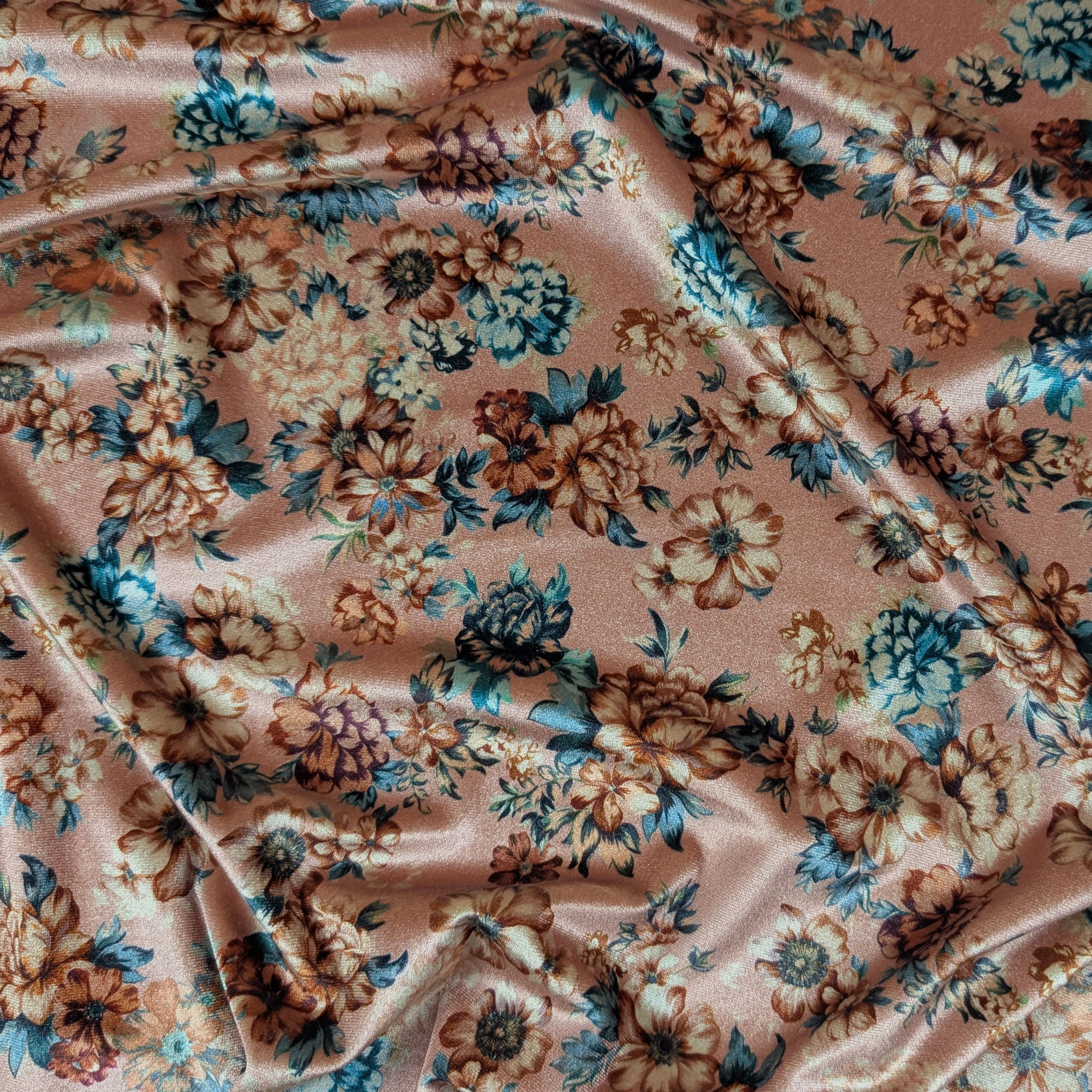 Vellutina Setata Moda Fiori Sfondo Cipria Image