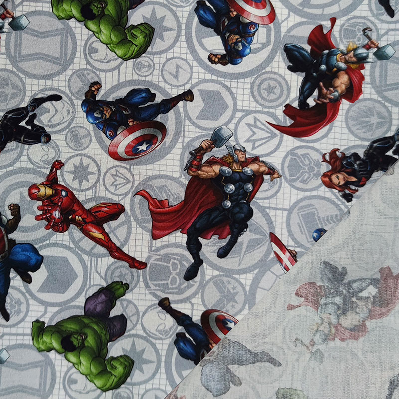 leggero tessuto di cotone avengers