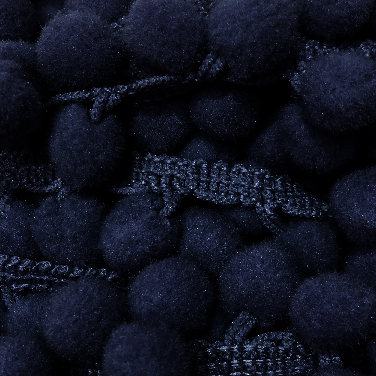 Pon pon pendente colore blu notte