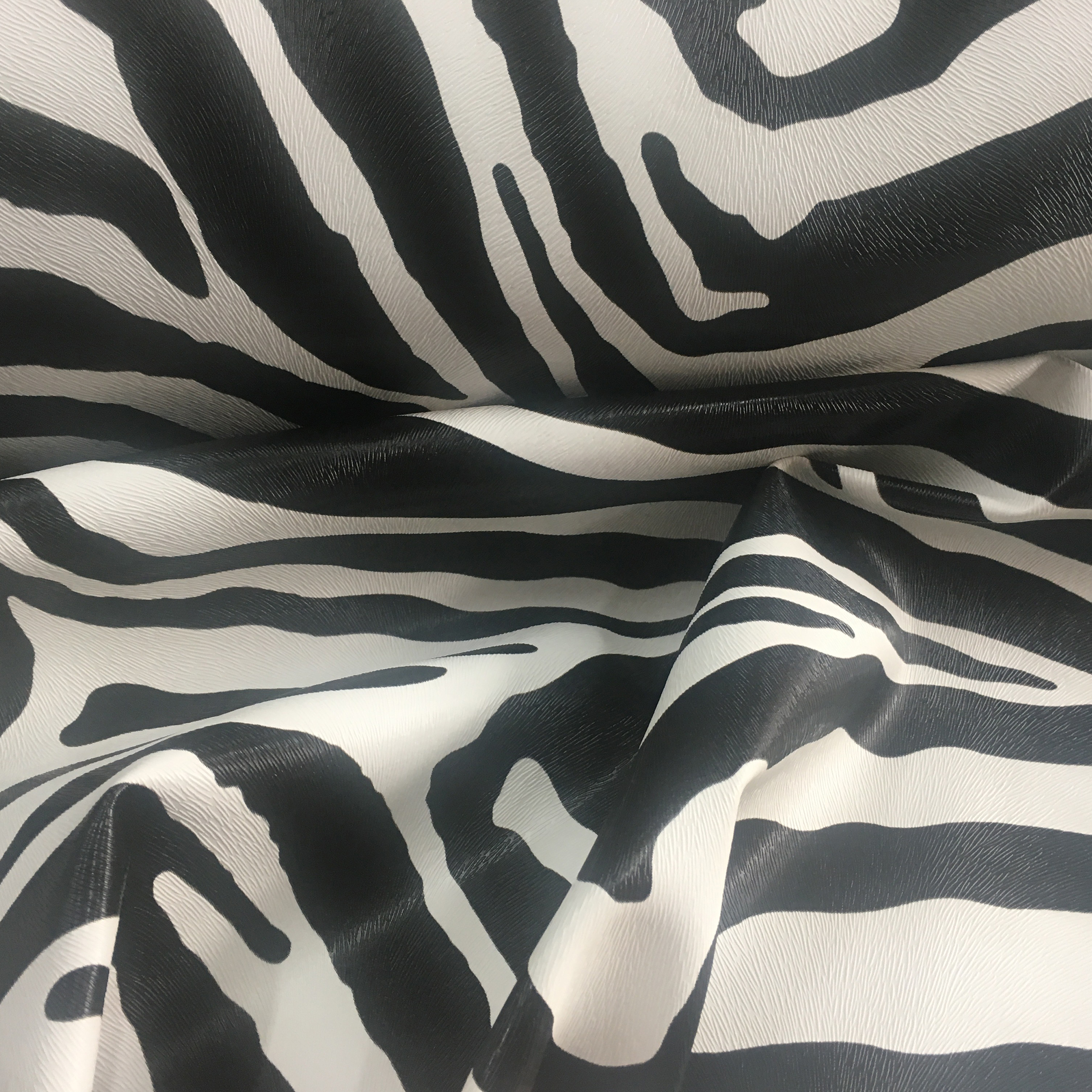 Tessuto-Ecopelle-Zebra