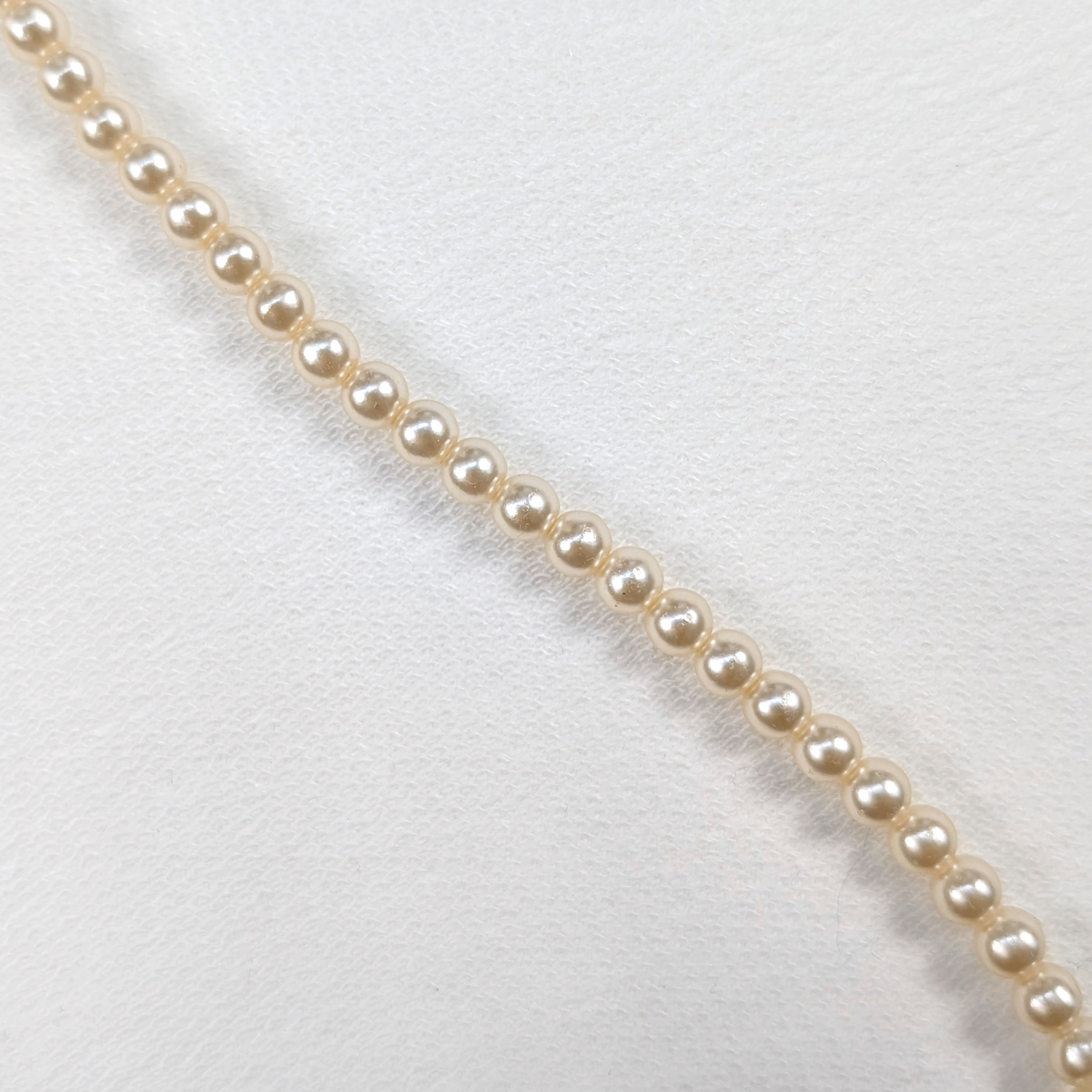 Filo di Perline Beige Ø 0,5 cm Image